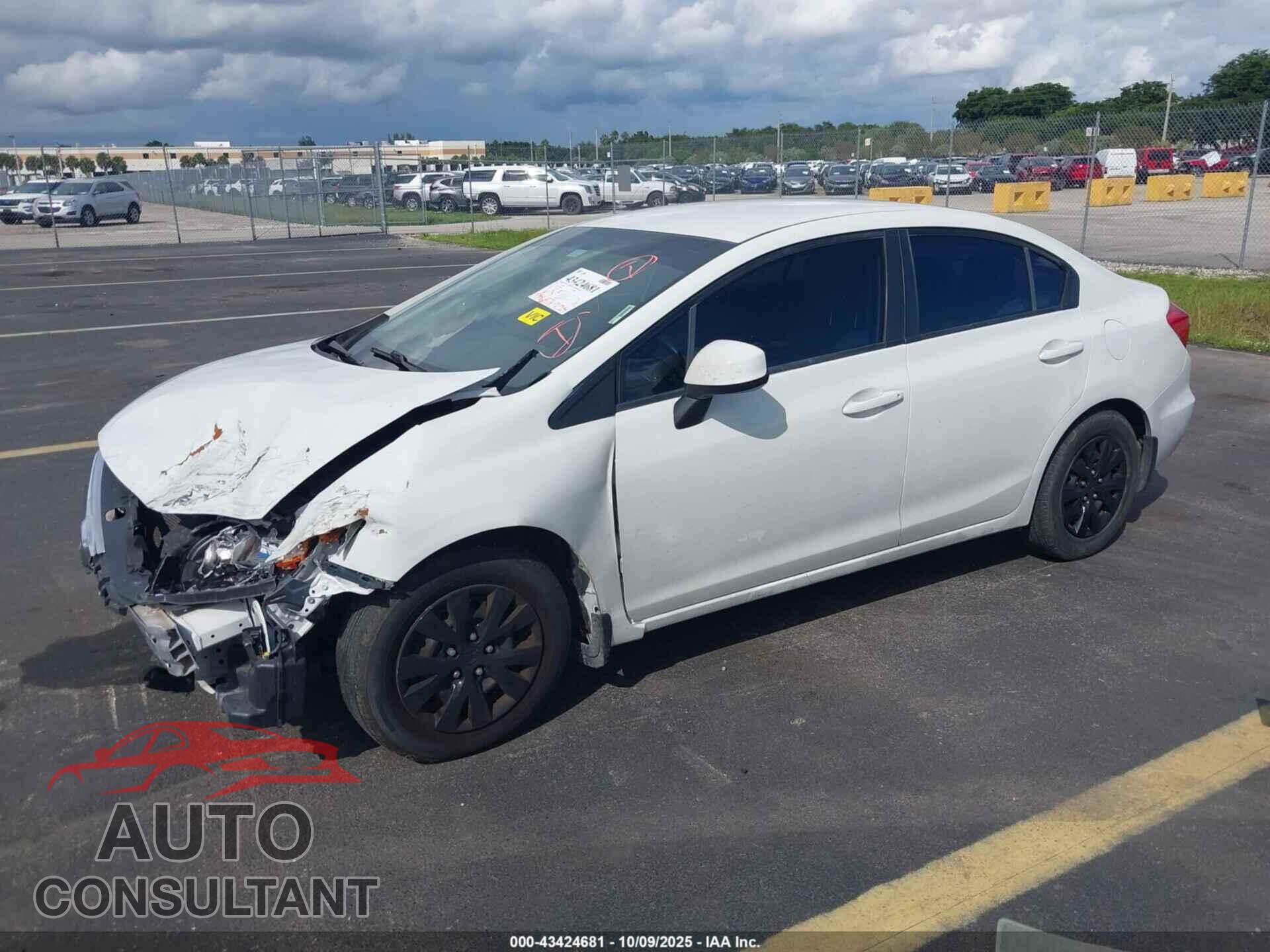 HONDA CIVIC 2012 - JHMFB2F54CS000092