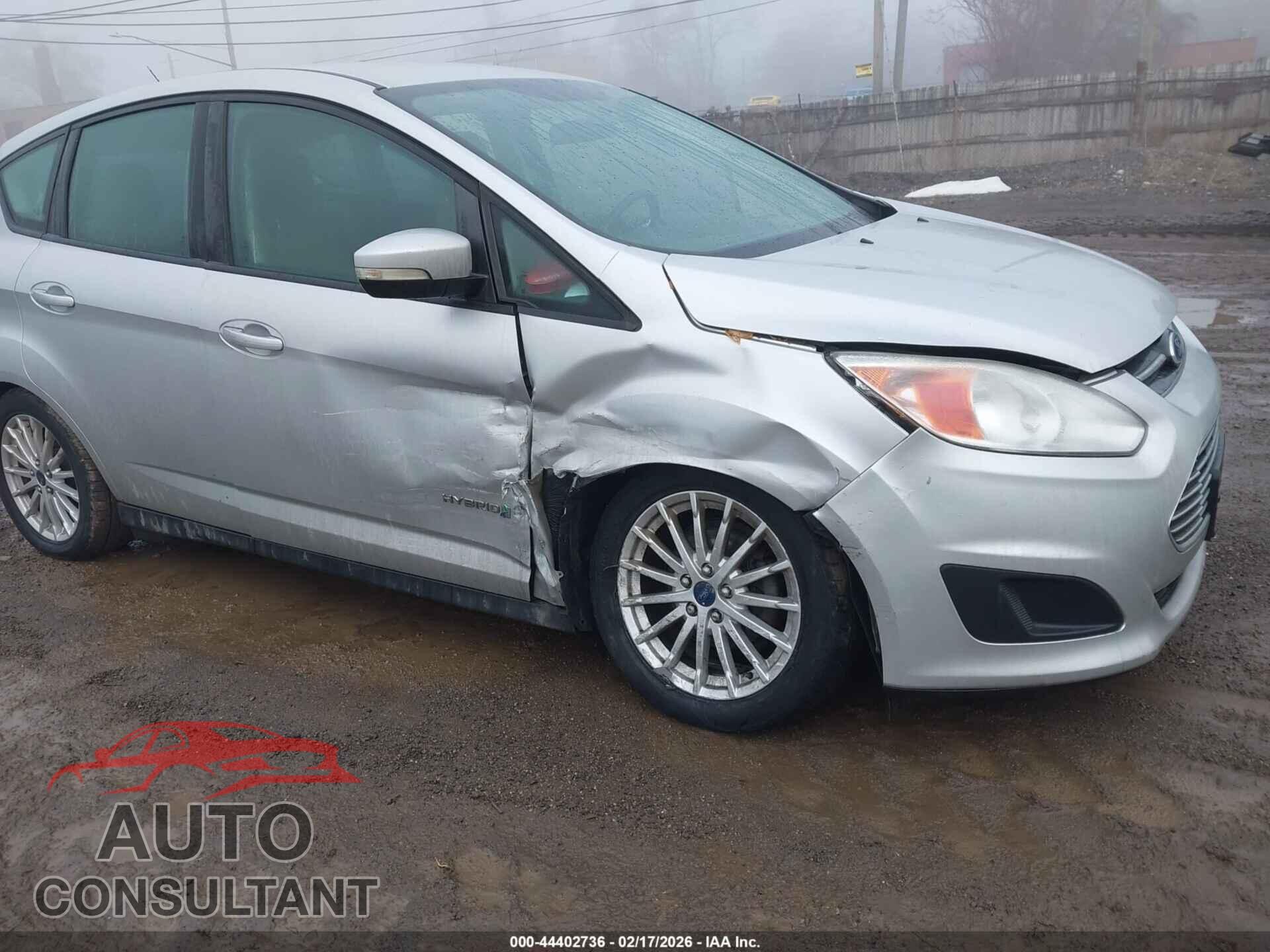 FORD C-MAX HYBRID 2015 - 1FADP5AU4FL119601