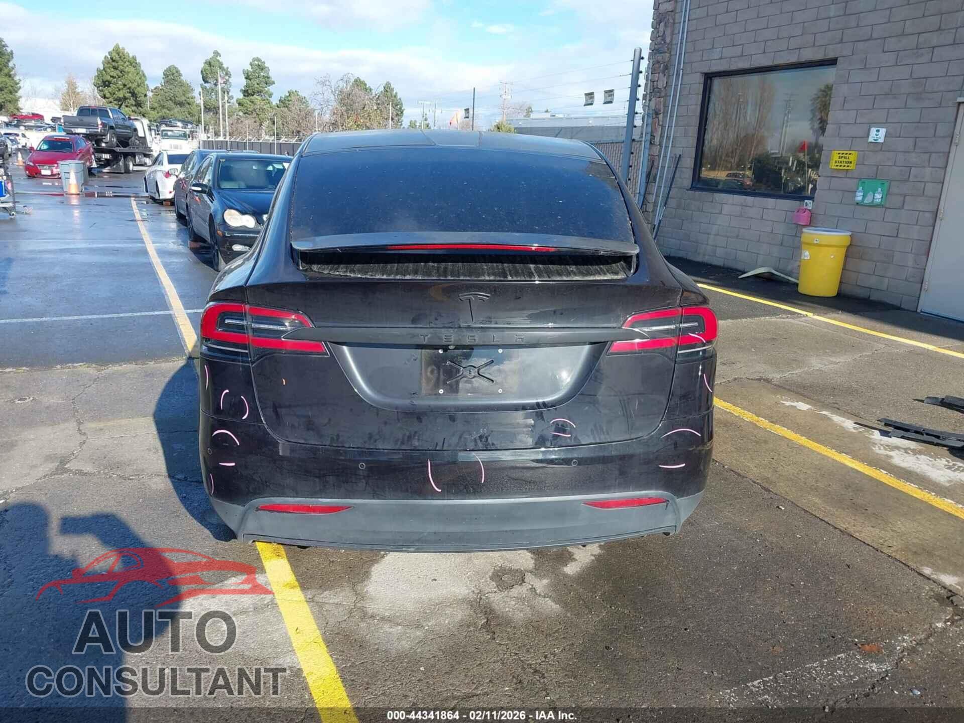 TESLA MODEL X 2016 - 5YJXCBE21GF023651
