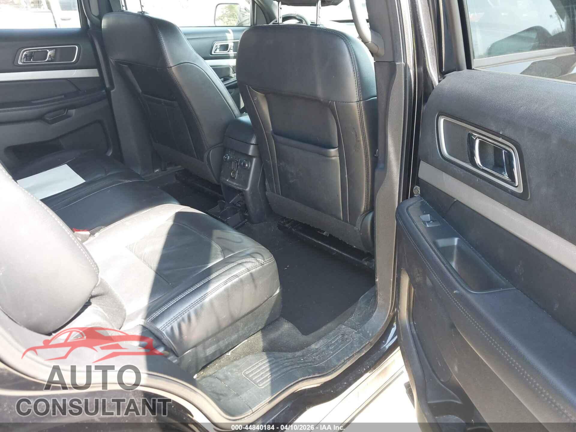 FORD EXPLORER 2017 - 1FM5K8D8XHGD46604