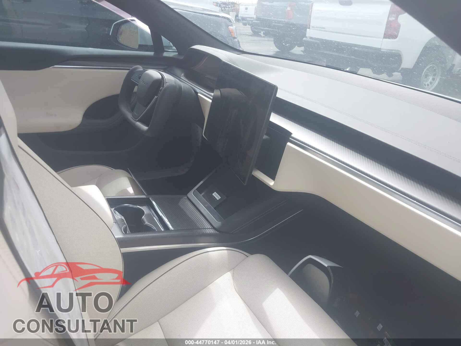 TESLA MODEL S 2023 - 5YJSA1E61PF510703