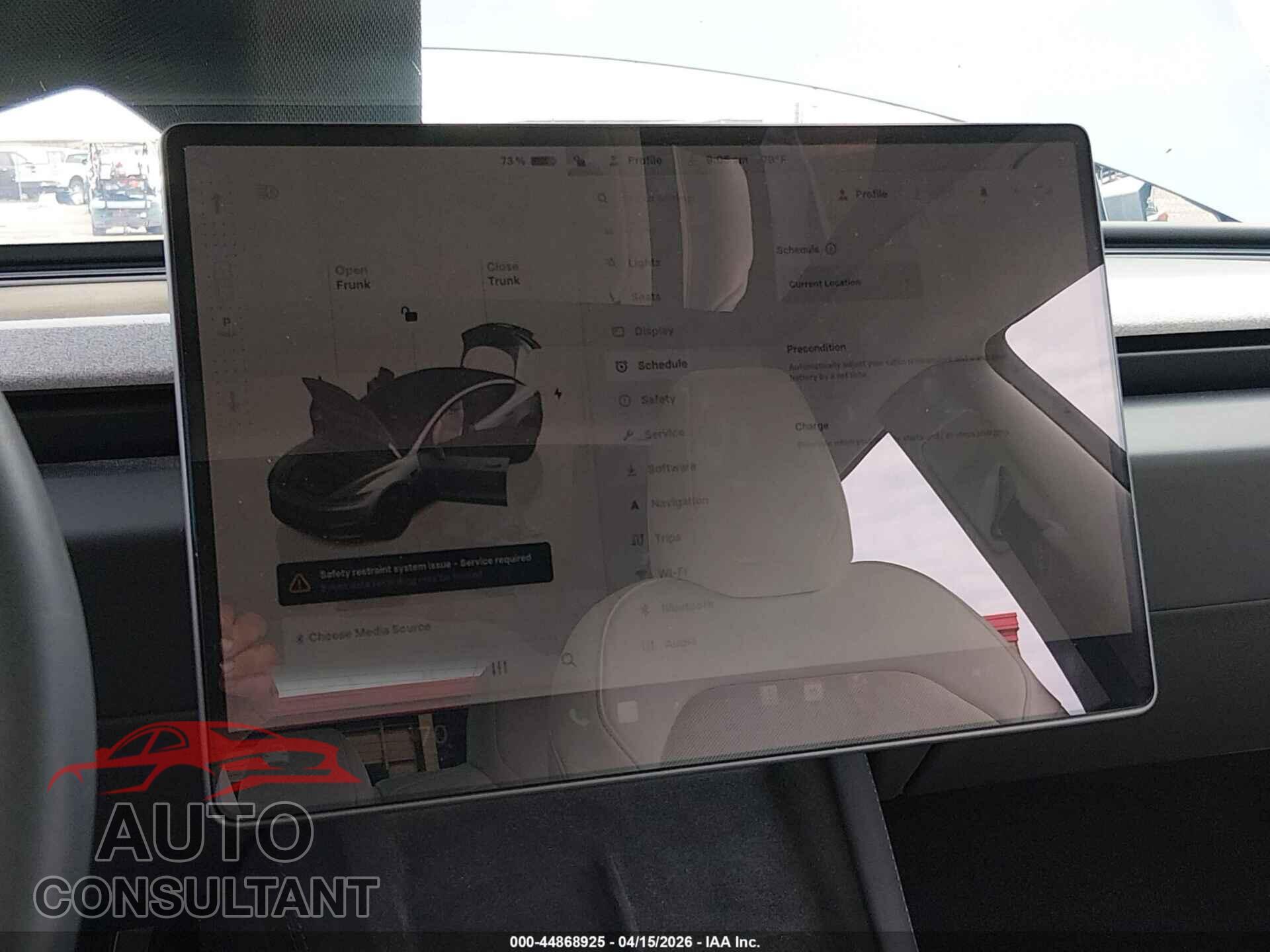 TESLA MODEL 3 2025 - 5YJ3E1EA2SF899812
