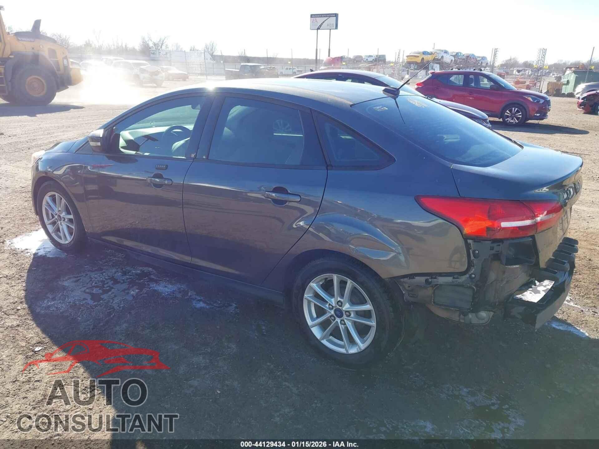 FORD FOCUS 2015 - 1FADP3F27FL227772