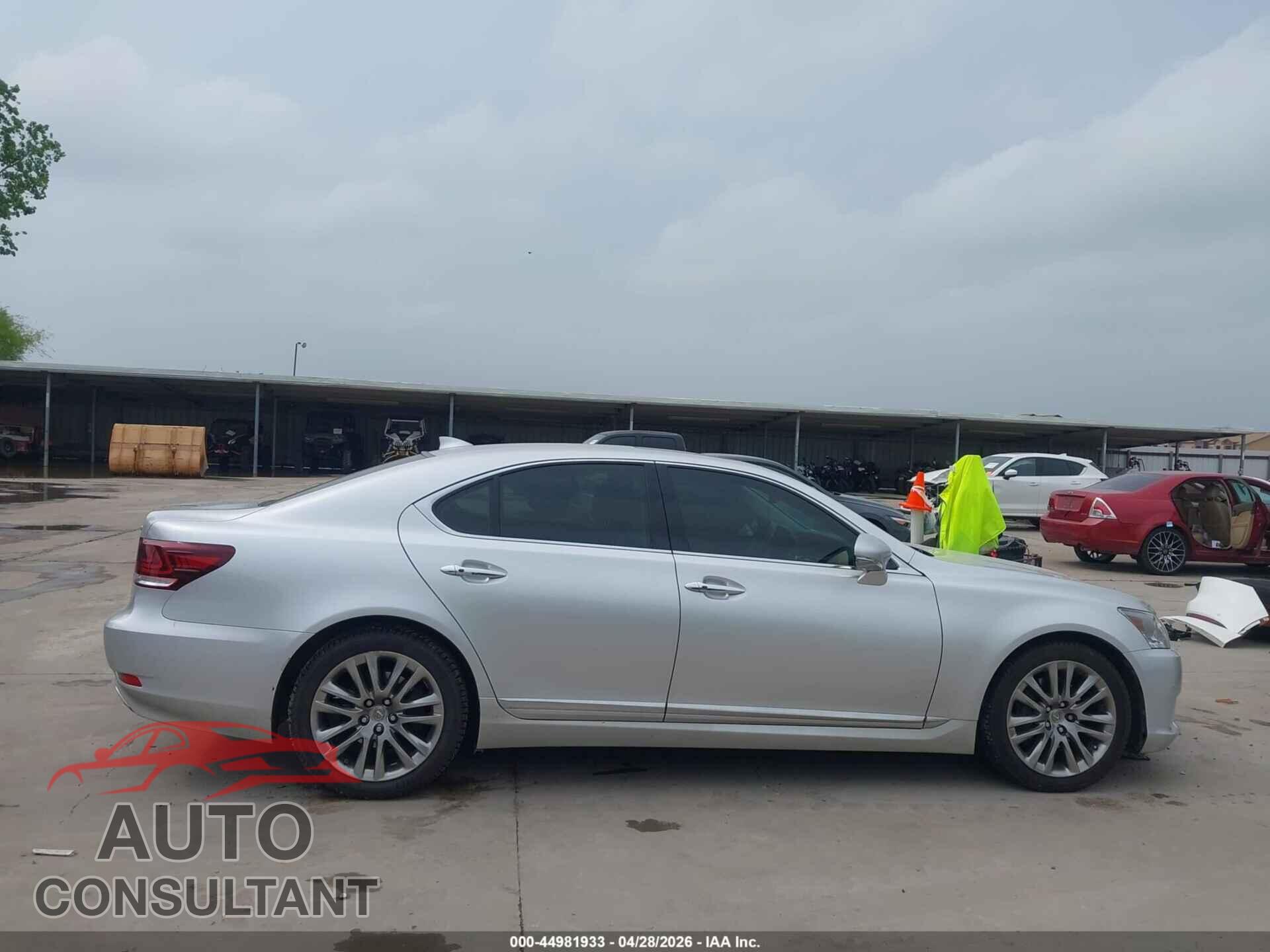 LEXUS LS 460 2017 - JTHBL5EF4H5144108
