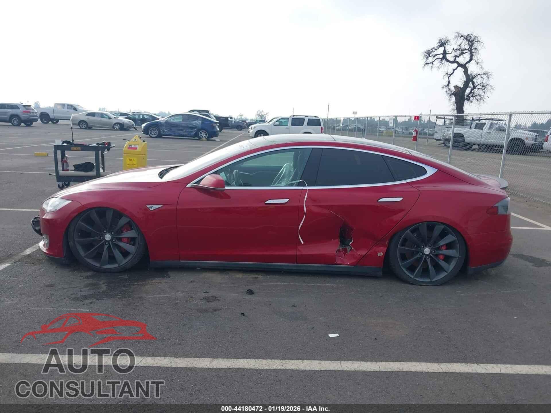 TESLA MODEL S 2014 - 5YJSA1H14EFP38398