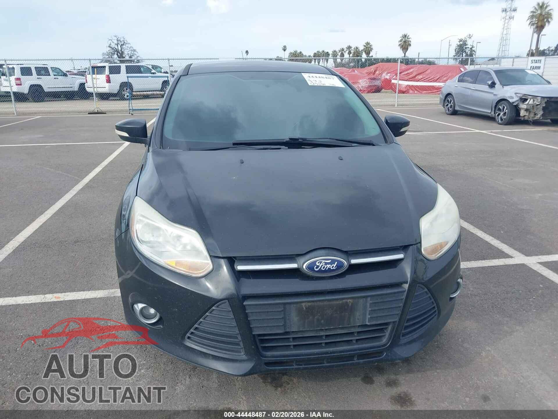 FORD FOCUS 2014 - 1FADP3F23EL357952