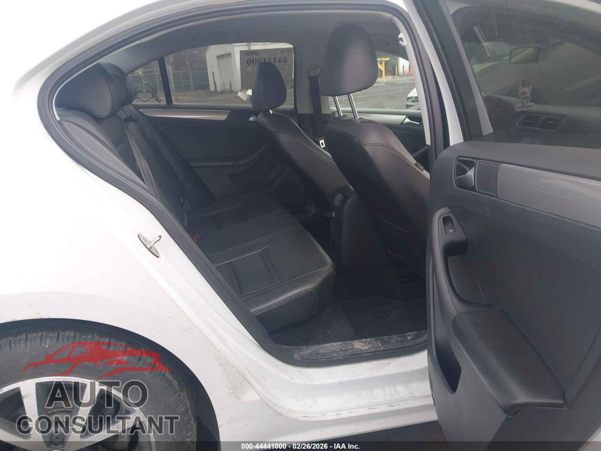 VOLKSWAGEN JETTA 2017 - 3VWDB7AJ9HM359879