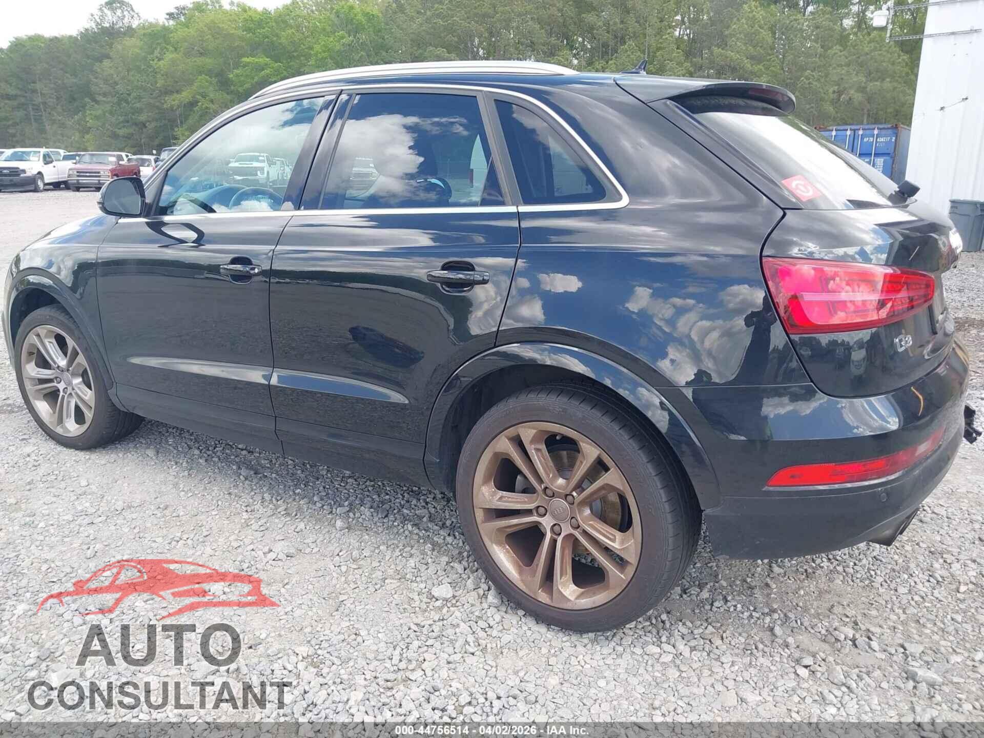 AUDI Q3 2016 - WA1EFCFS5GR008920