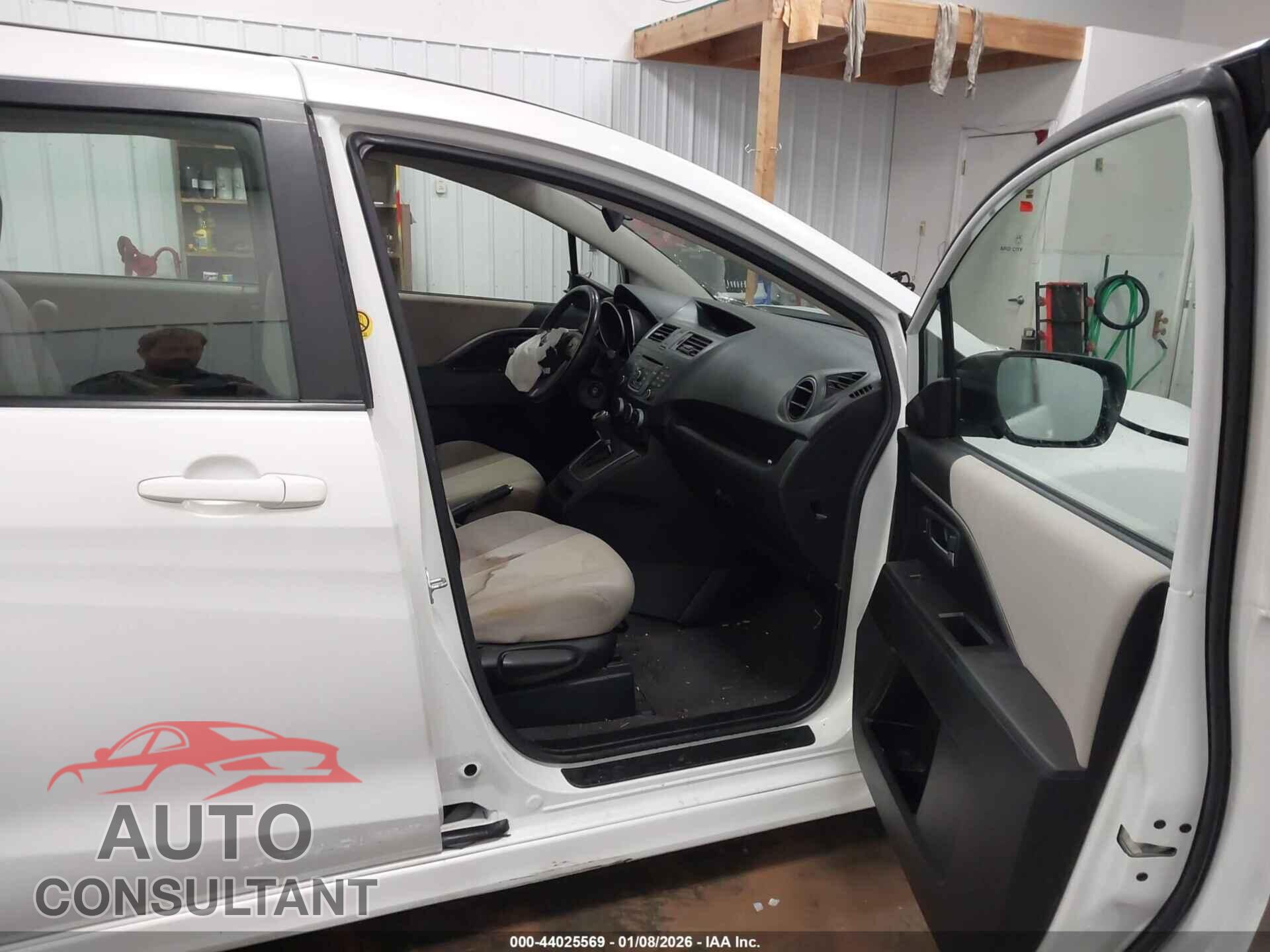 MAZDA MAZDA5 2014 - JM1CW2CL8E0173799
