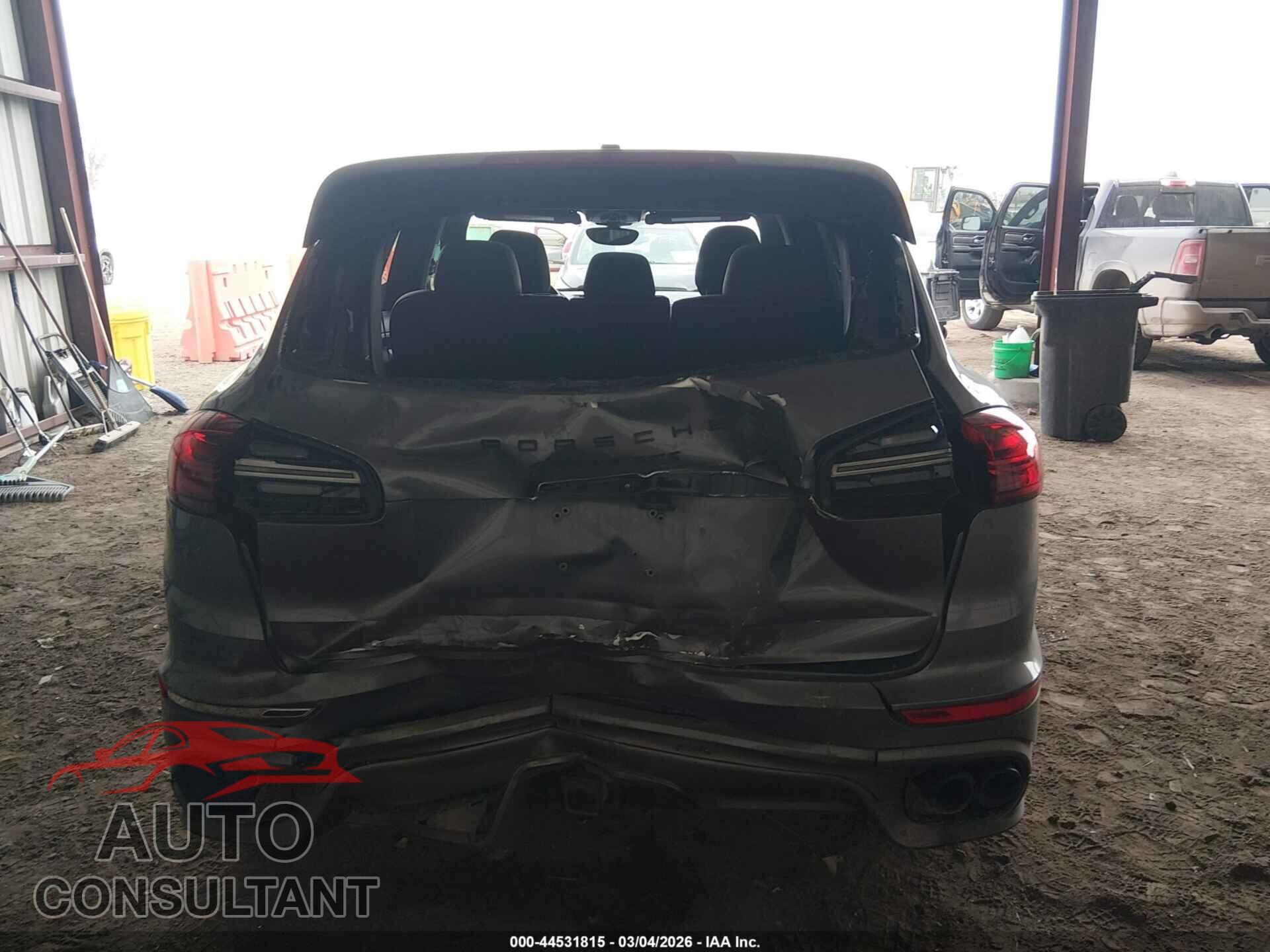 PORSCHE CAYENNE 2016 - WP1AD2A20GLA71243