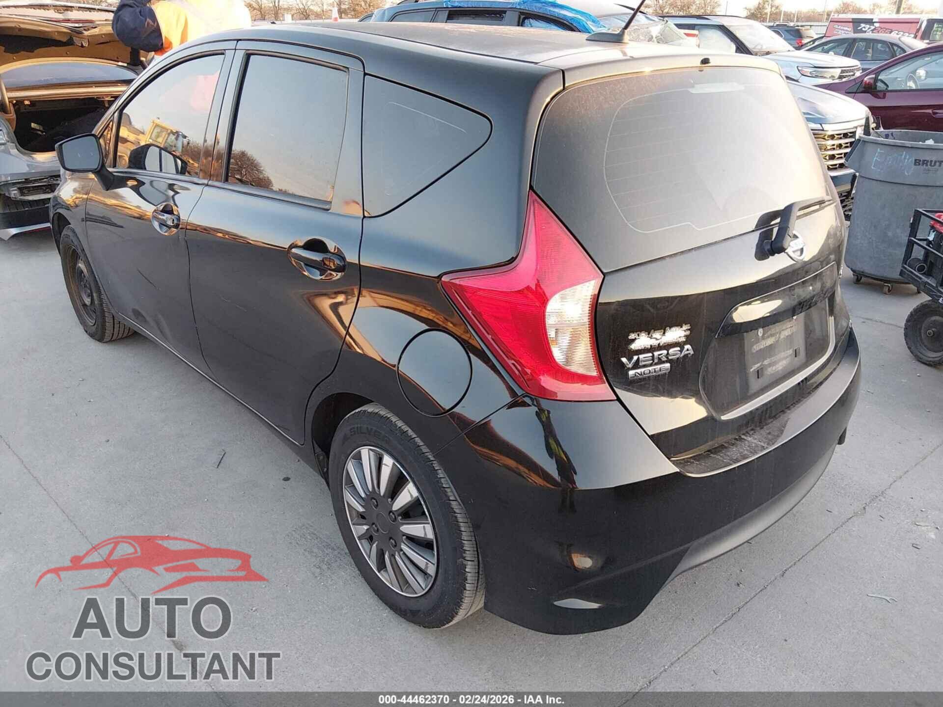 NISSAN VERSA NOTE 2017 - 3N1CE2CP8HL369645