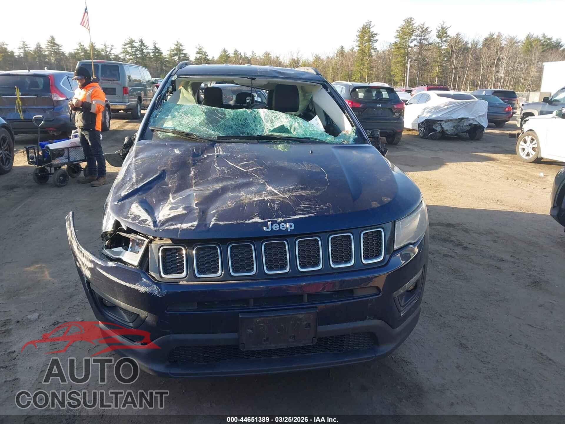 JEEP COMPASS 2019 - 3C4NJDBBXKT602001