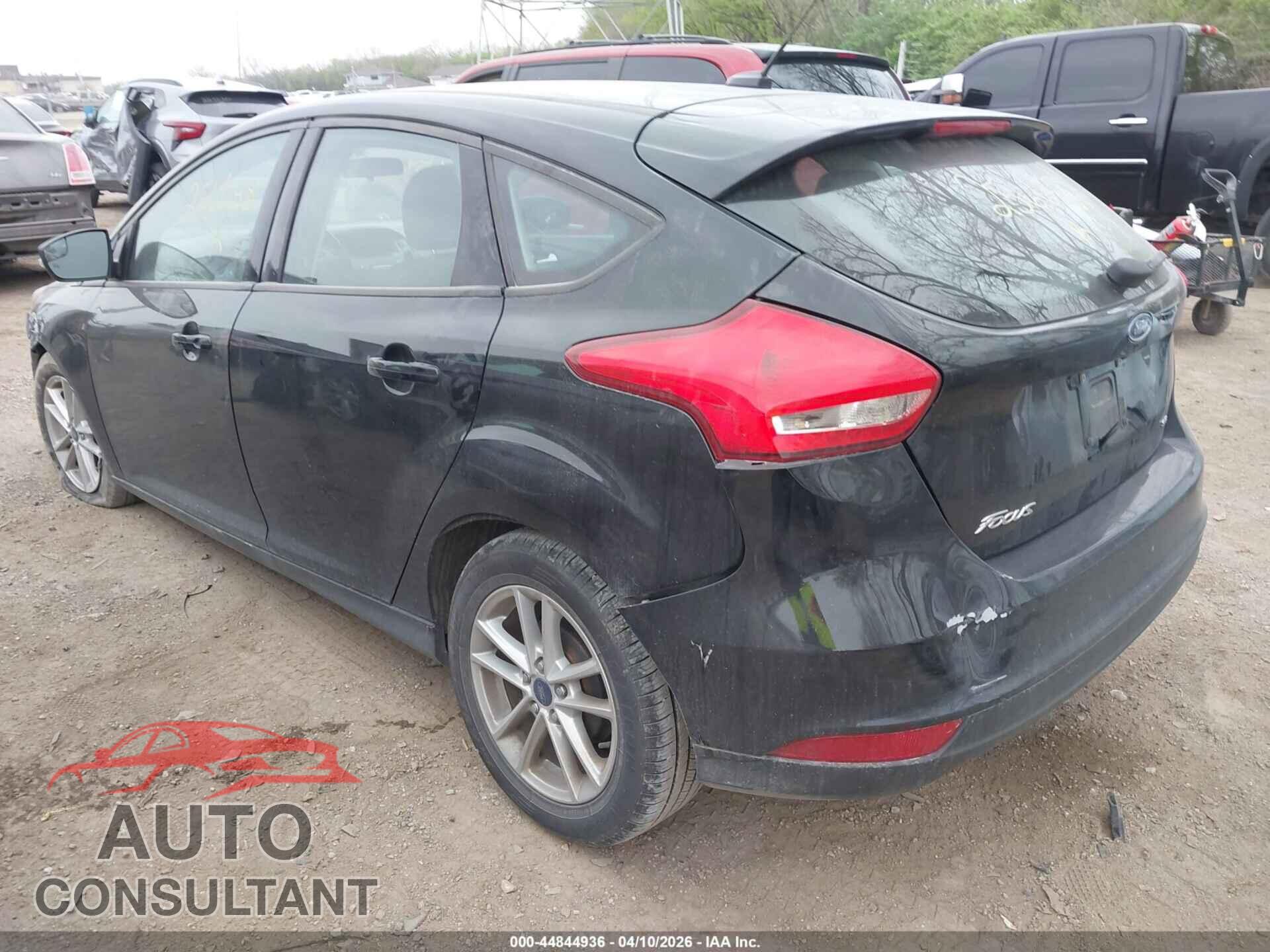 FORD FOCUS 2016 - 1FADP3K21GL256658
