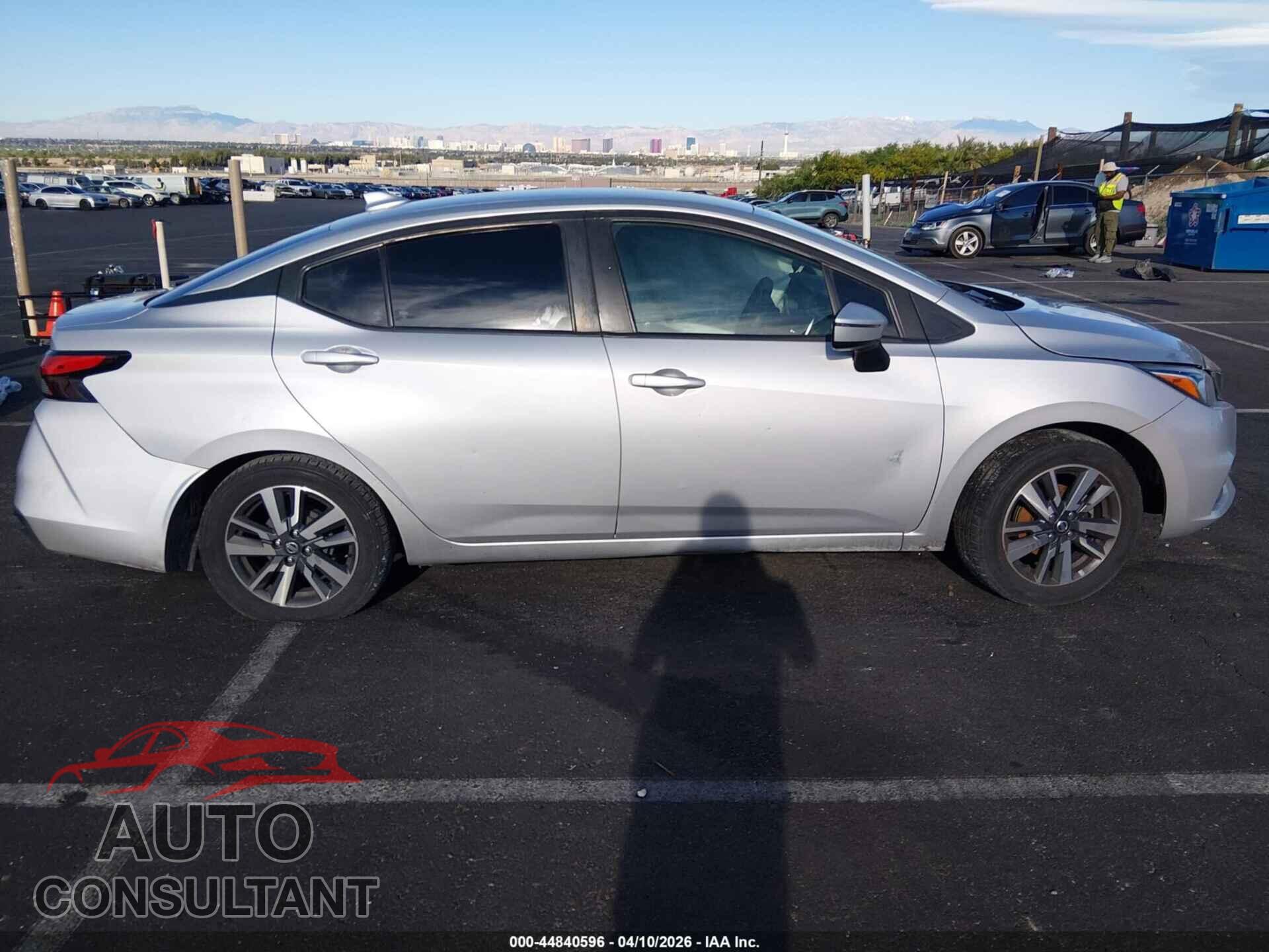 NISSAN VERSA 2020 - 3N1CN8EV1LL809194