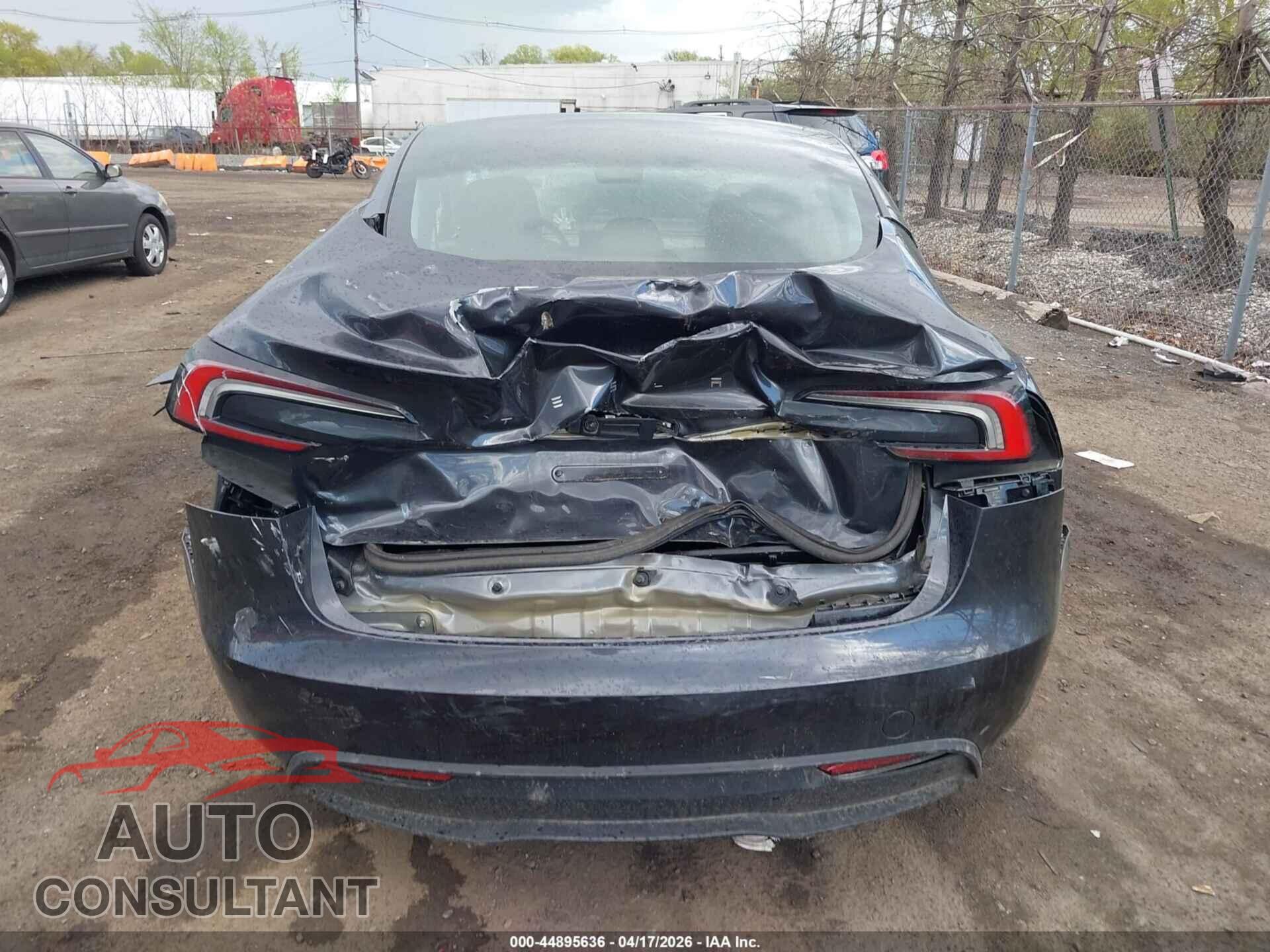 TESLA MODEL 3 2025 - 5YJ3E1EA5SF974941