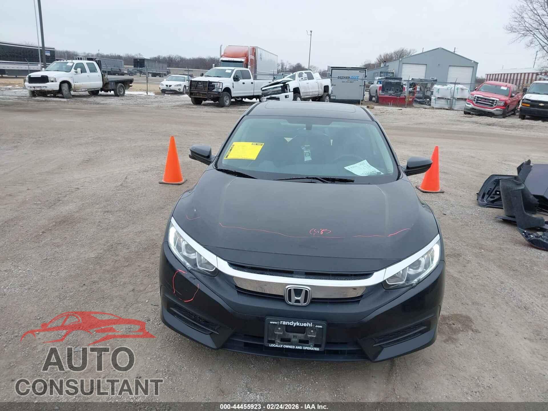 HONDA CIVIC 2017 - 19XFC2F75HE041535