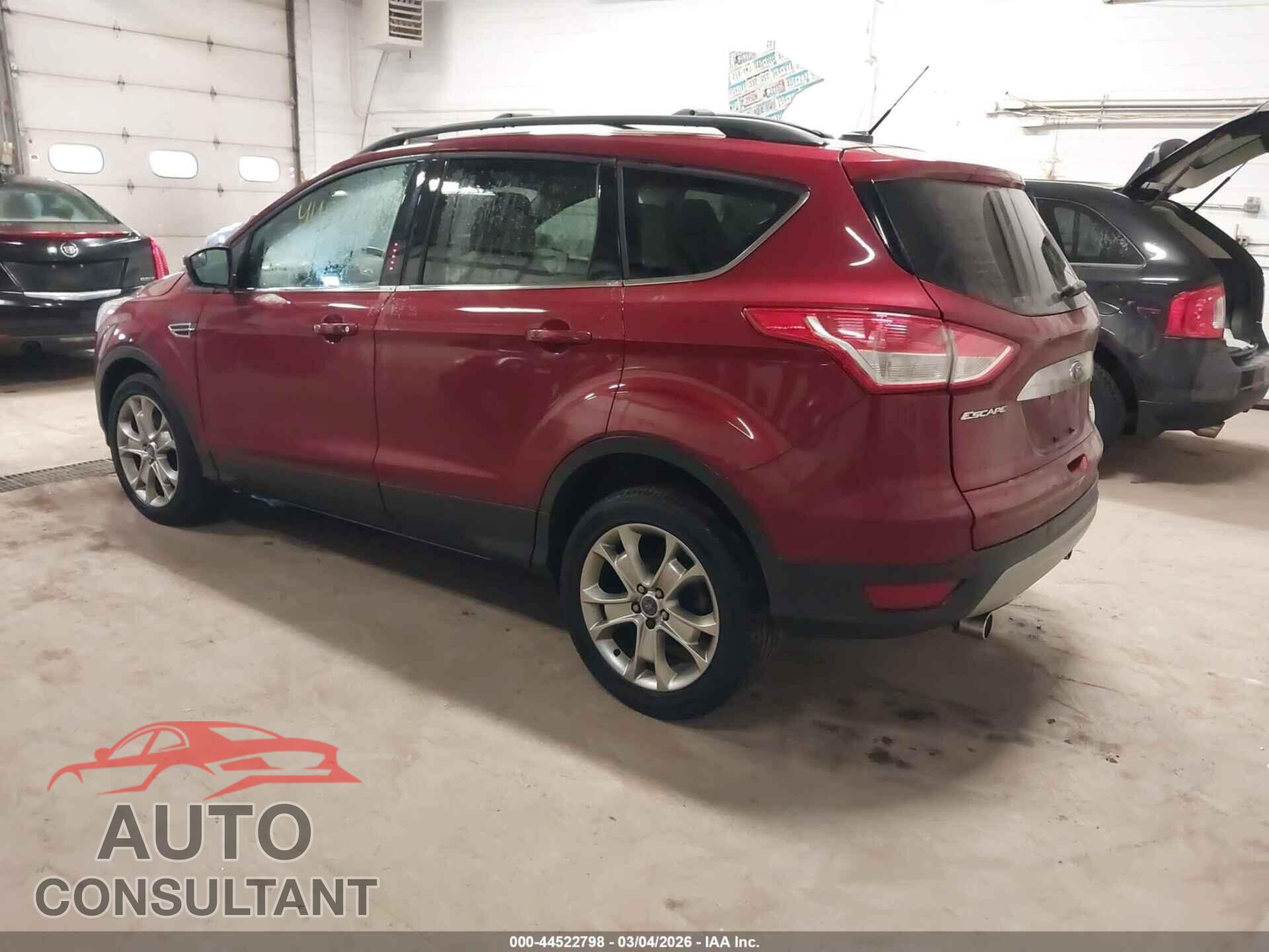 FORD ESCAPE 2013 - 1FMCU9H97DUB13429