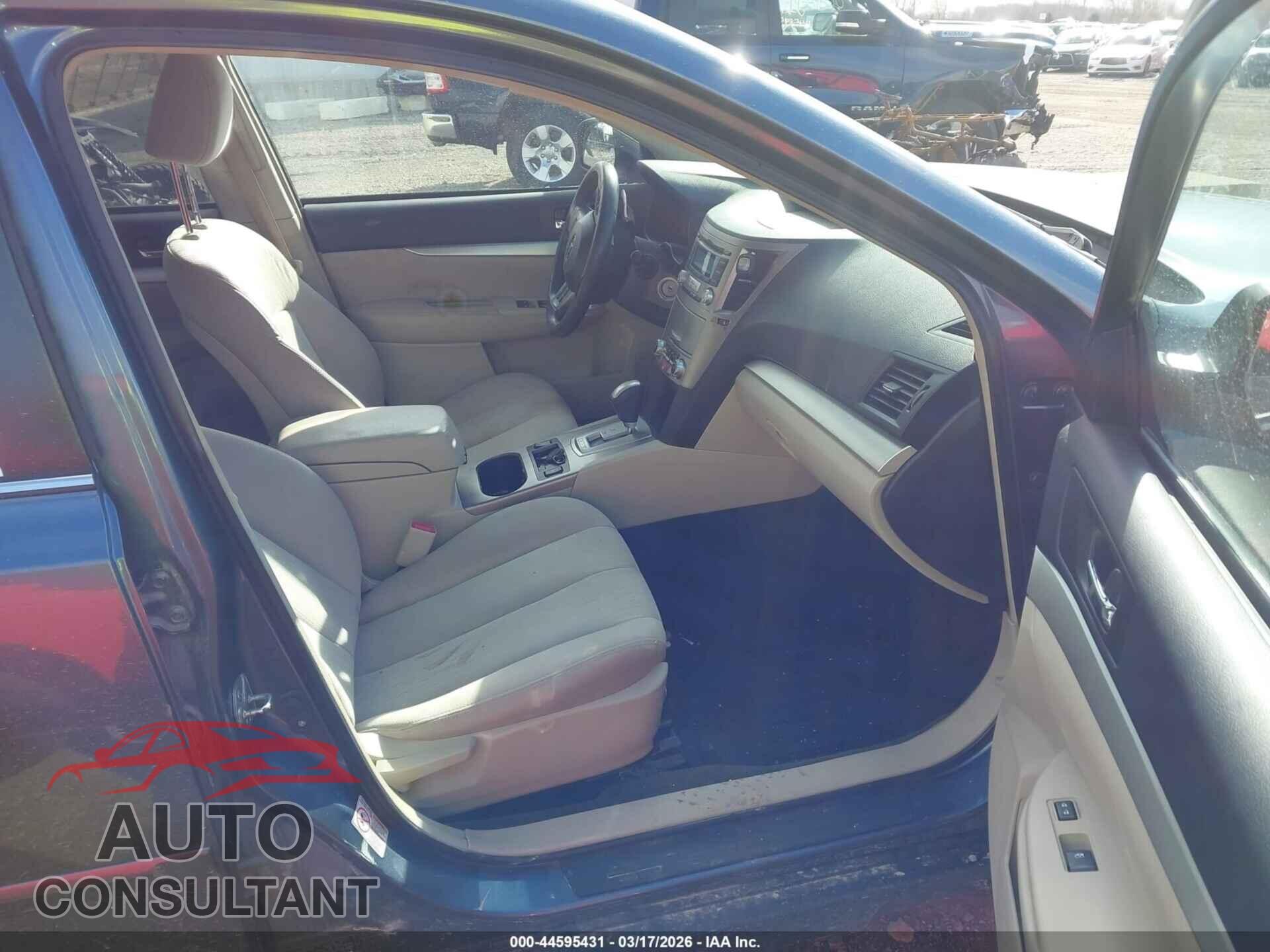 SUBARU OUTBACK 2013 - 4S4BRCCC8D3252150