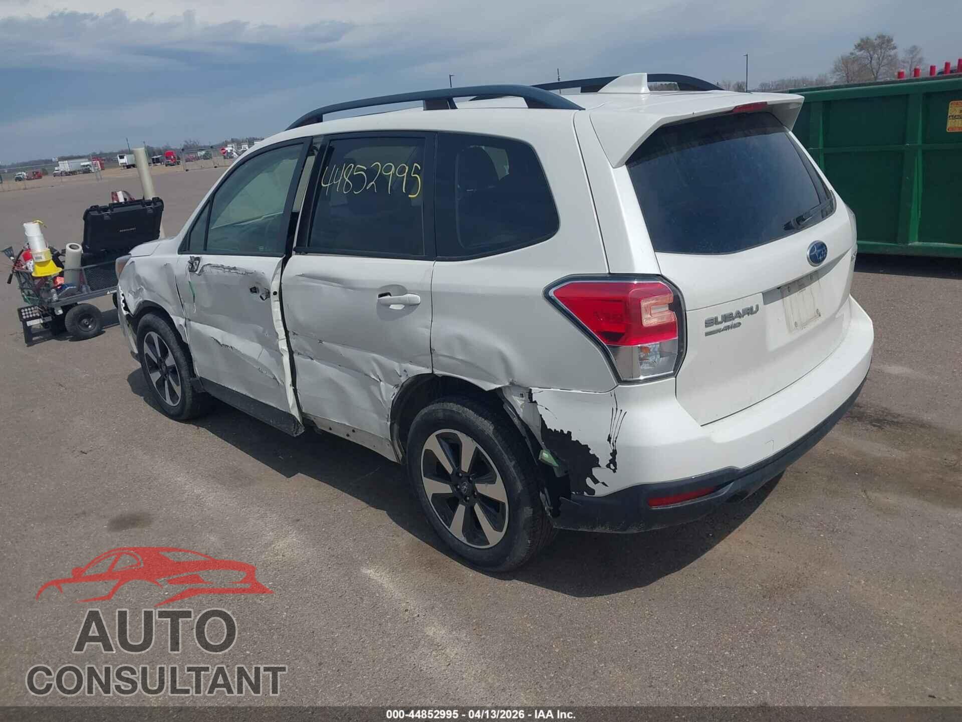 SUBARU FORESTER 2017 - JF2SJAEC3HH574542