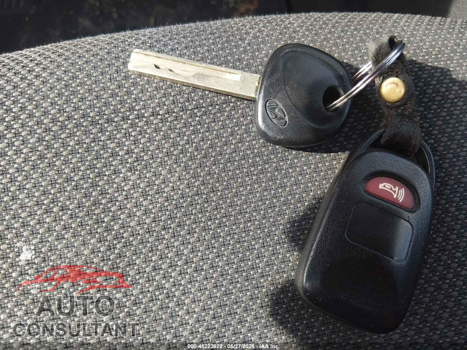 HYUNDAI ACCENT 2013 - KMHCT5AE3DU080206