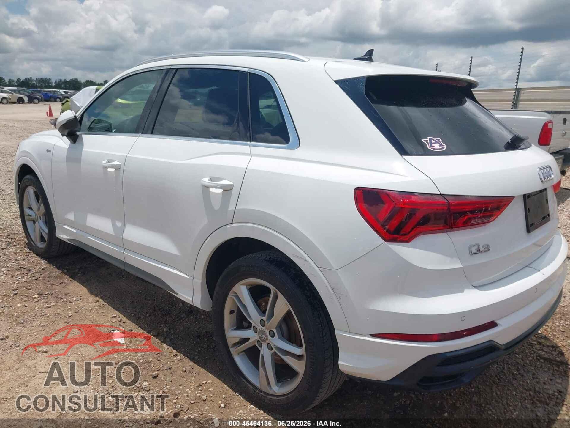 AUDI Q3 2020 - WA1EECF37L1009393