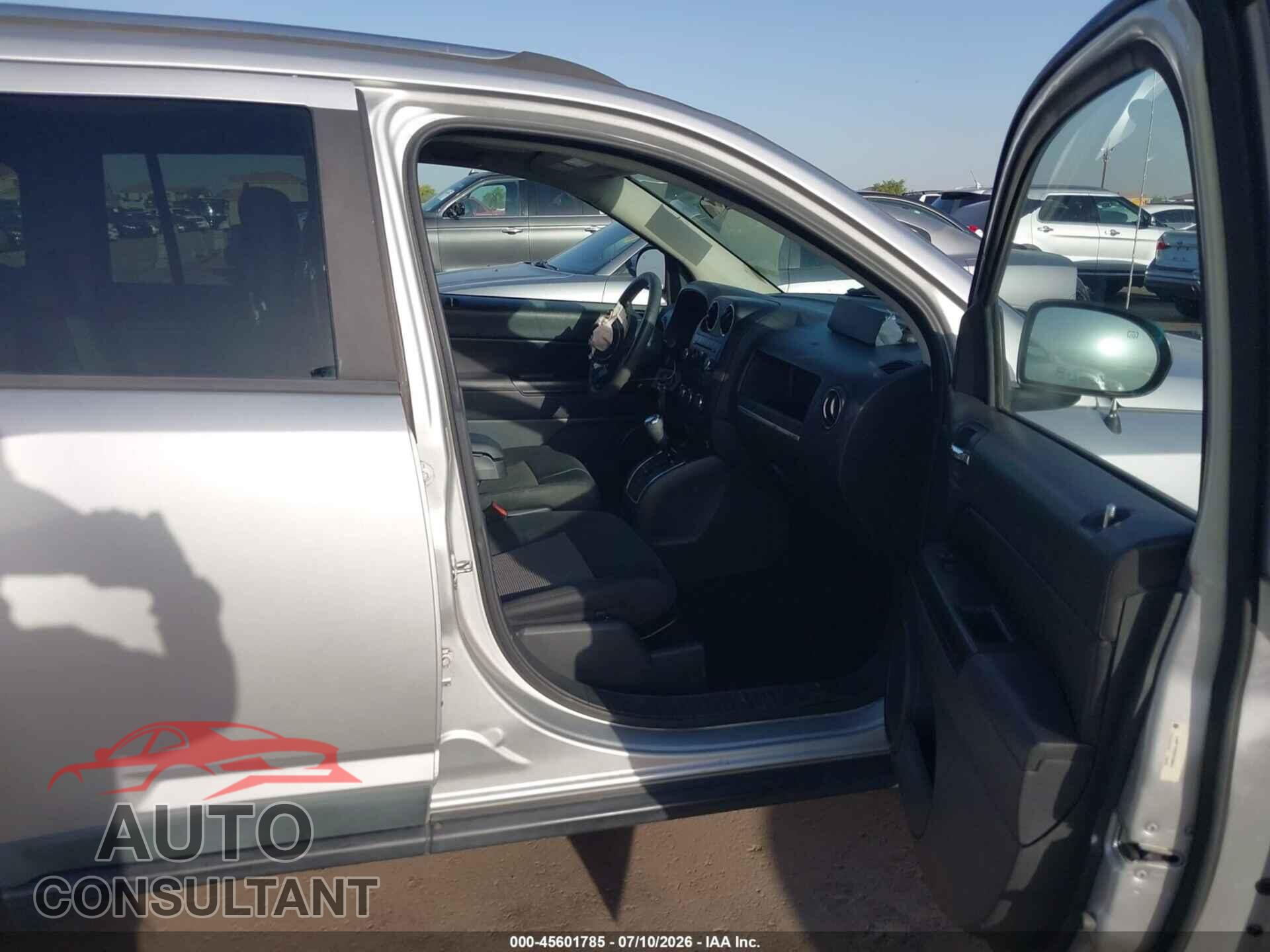 JEEP COMPASS 2011 - 1J4NT1FB2BD248641