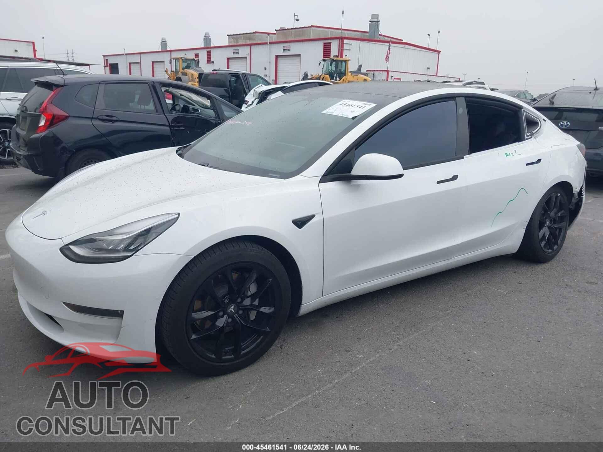 TESLA MODEL 3 2018 - 5YJ3E1EA4JF062560