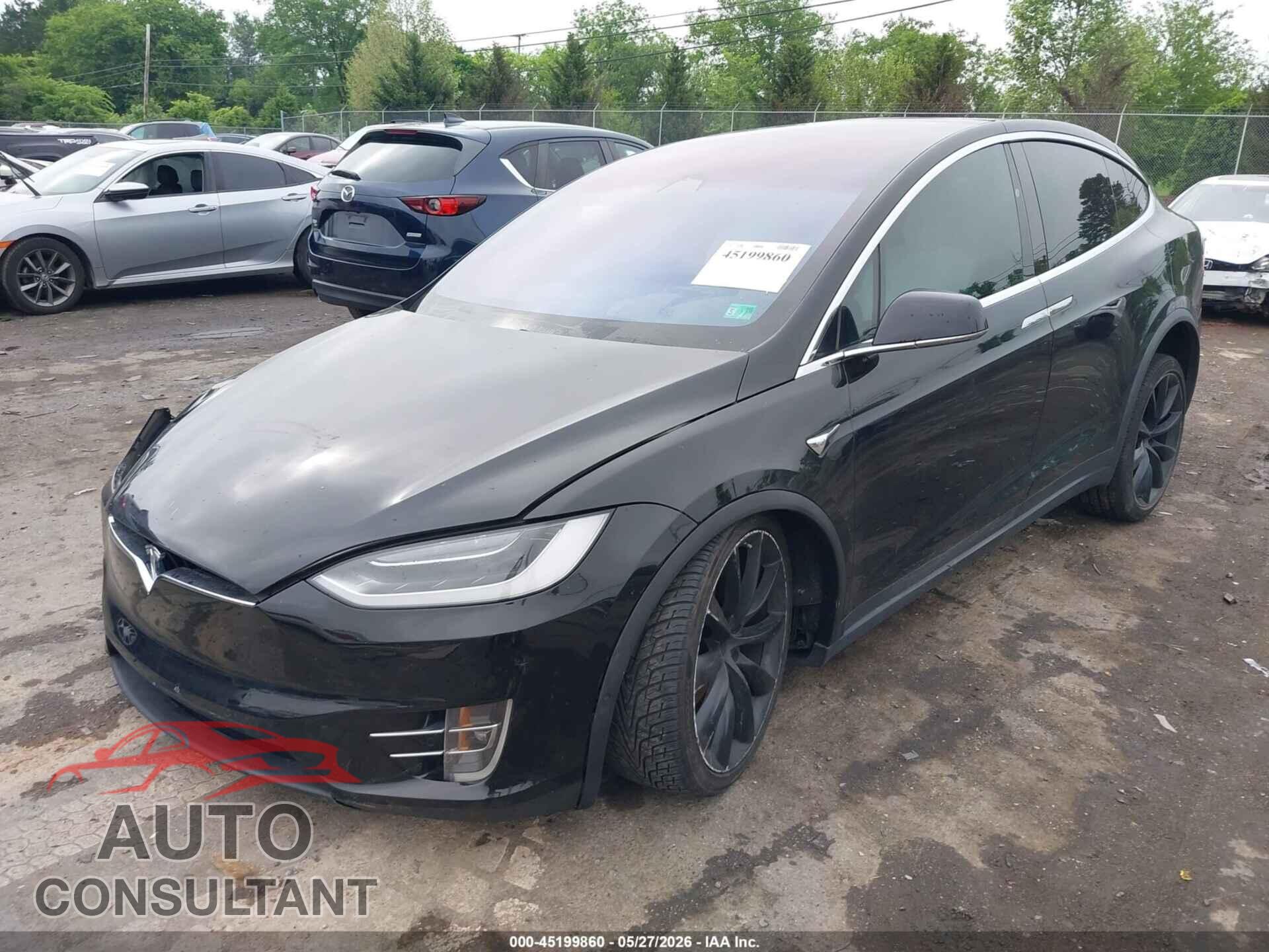 TESLA MODEL X 2018 - 5YJXCBE20JF137955