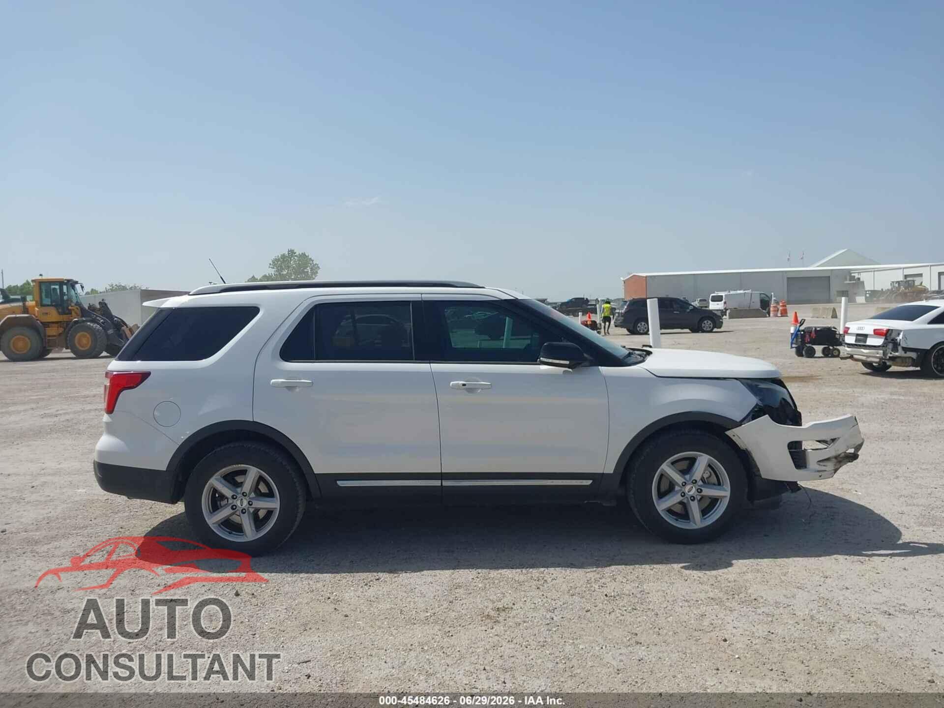 FORD EXPLORER 2018 - 1FM5K7D86JGB55312