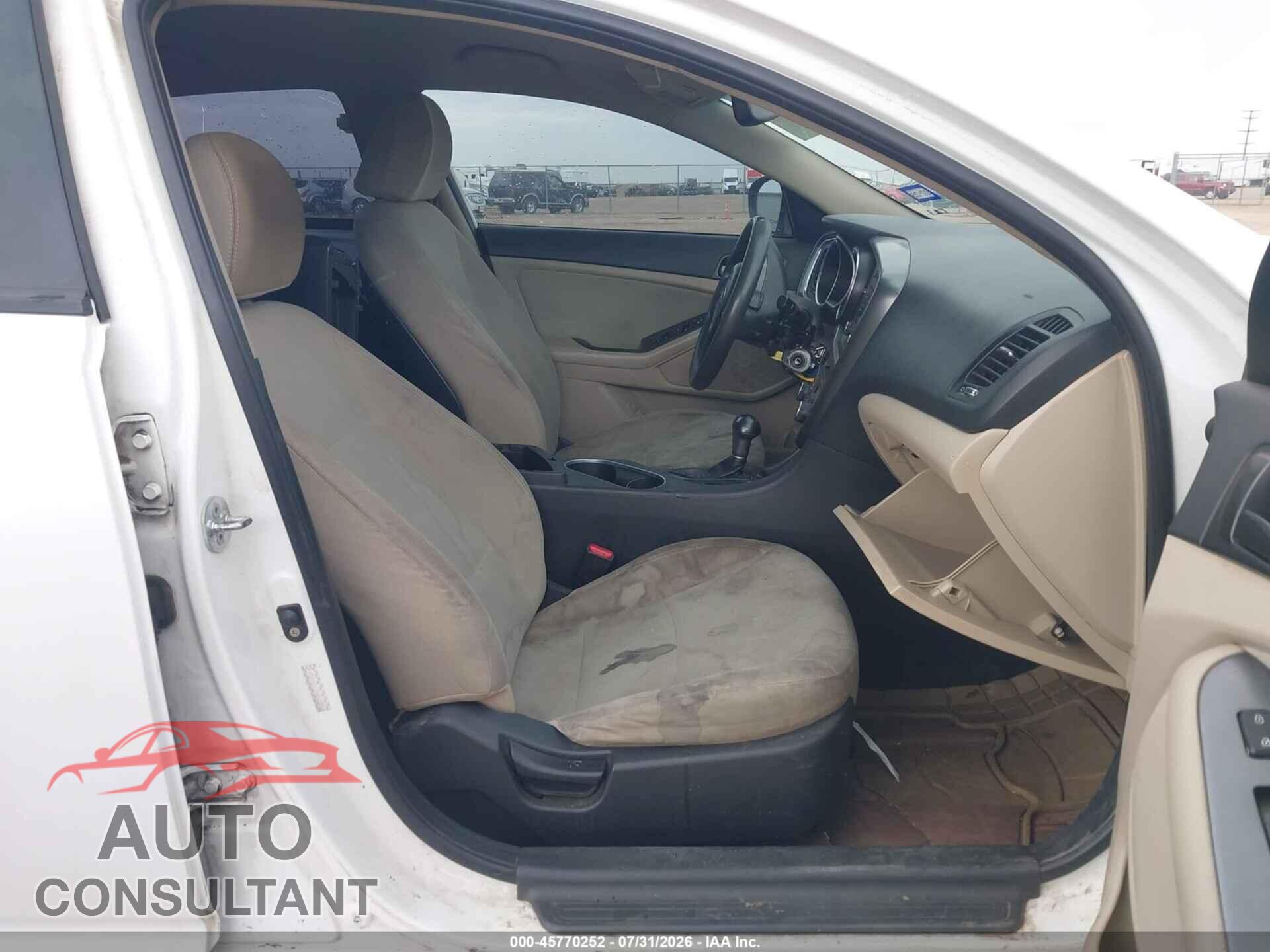 KIA OPTIMA 2014 - KNAGM4A79E5482951