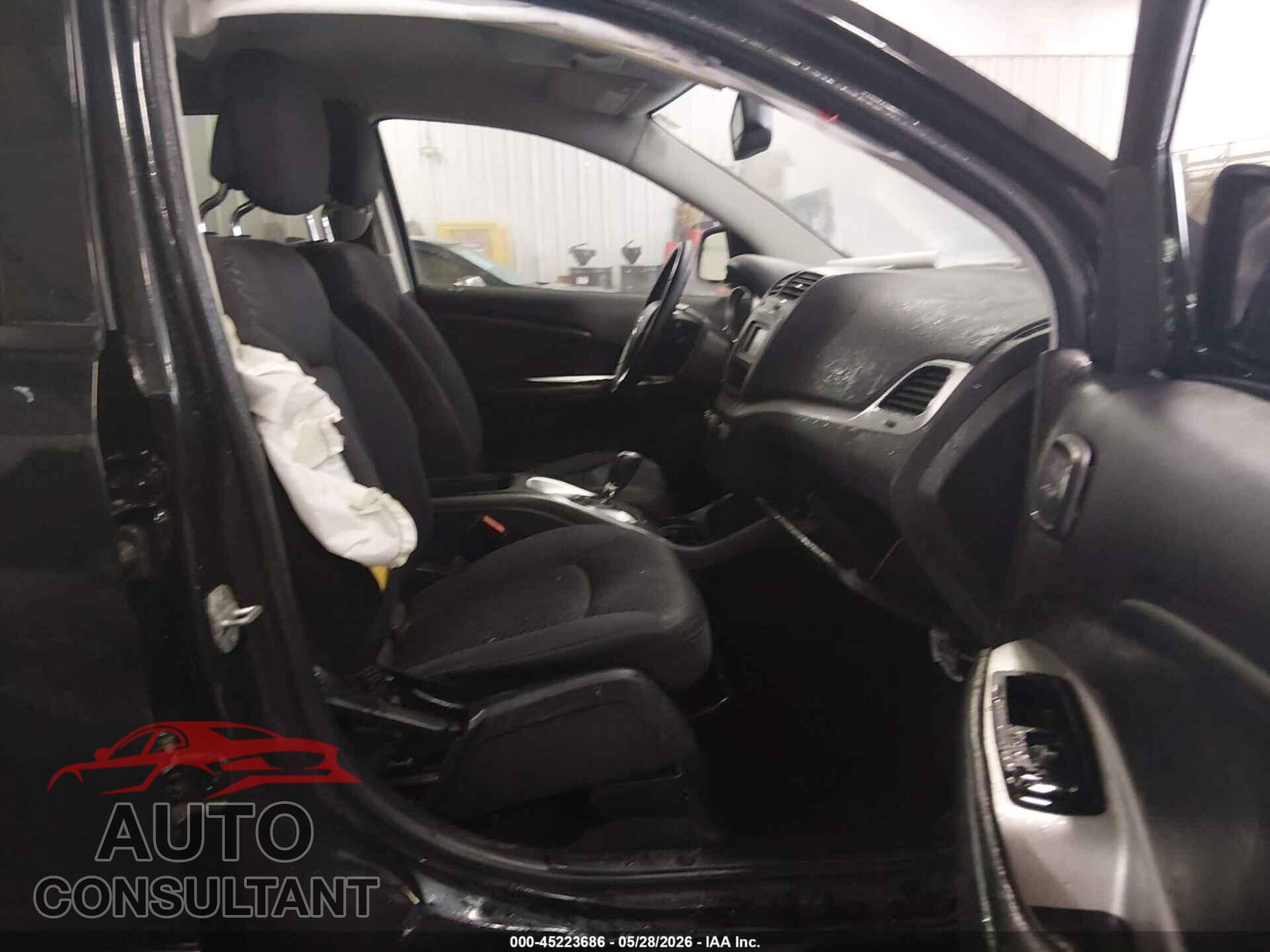 DODGE JOURNEY 2012 - 3C4PDCBG4CT267602
