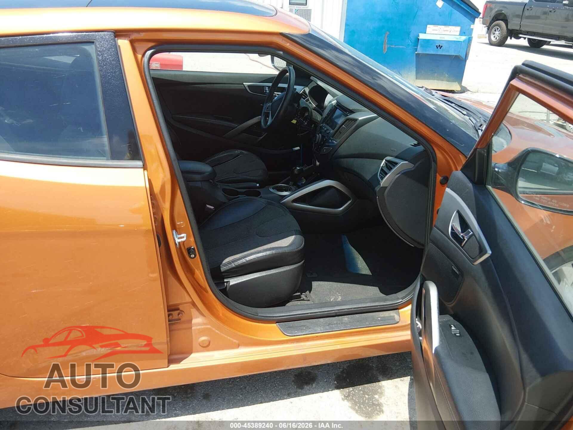 HYUNDAI VELOSTER 2012 - KMHTC6AD5CU028331