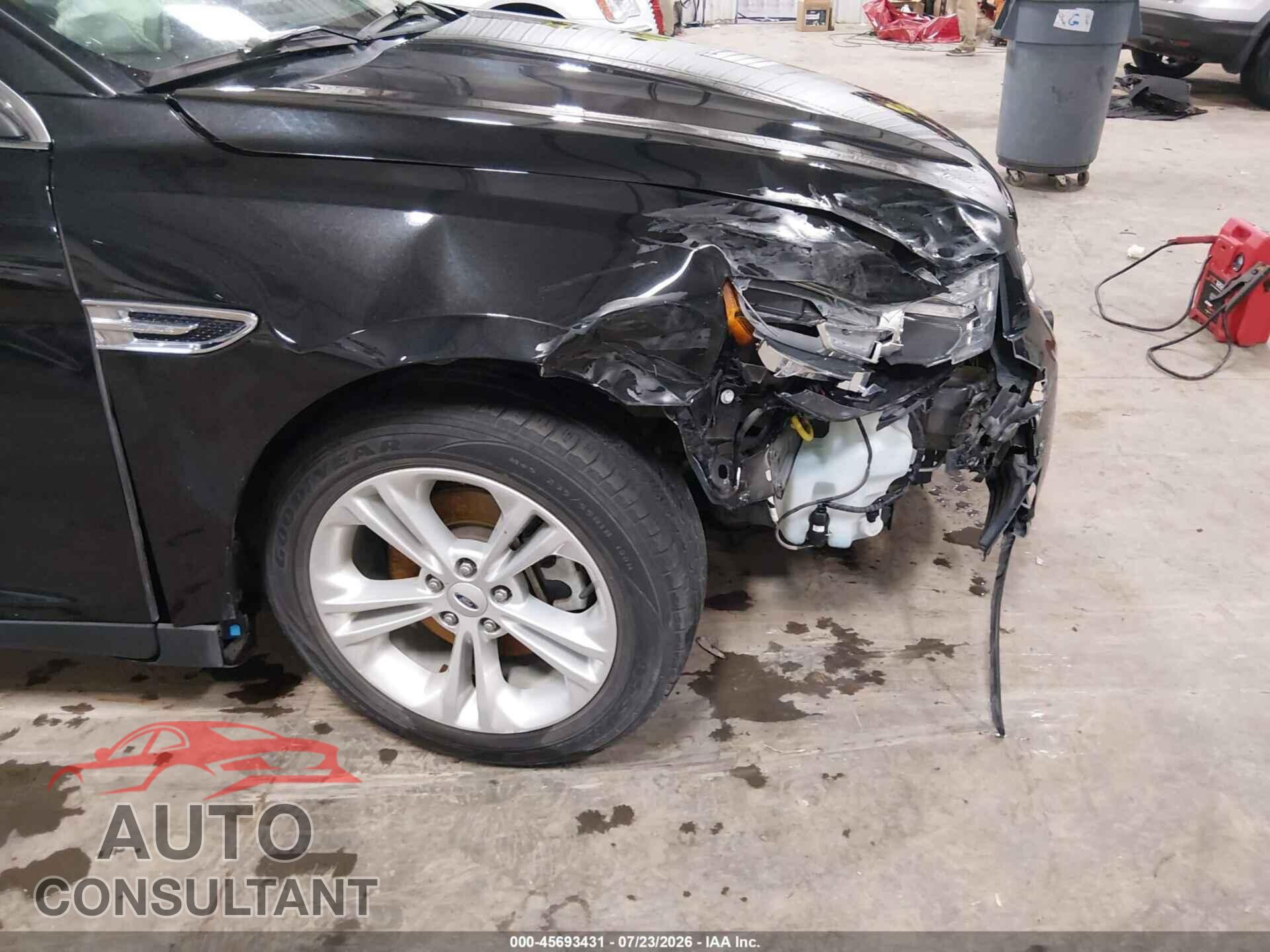 FORD TAURUS 2013 - 1FAHP2E85DG154165