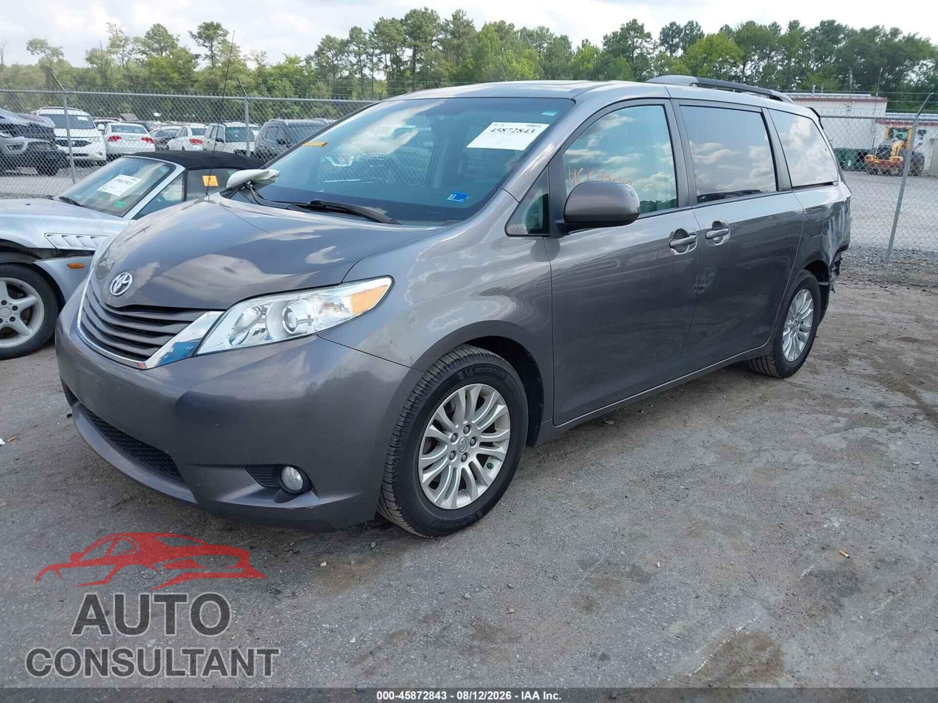 TOYOTA SIENNA 2014 - 5TDYK3DC2ES438090