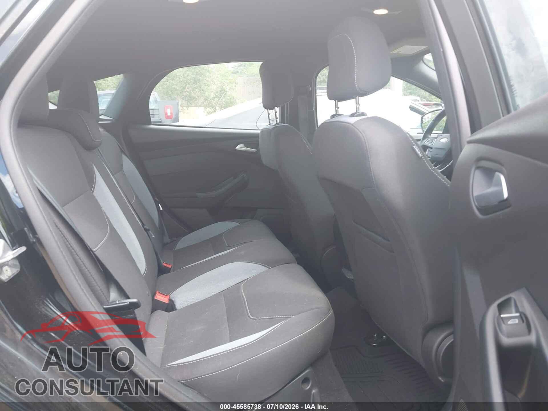 FORD FOCUS ST 2017 - 1FADP3L92HL311227