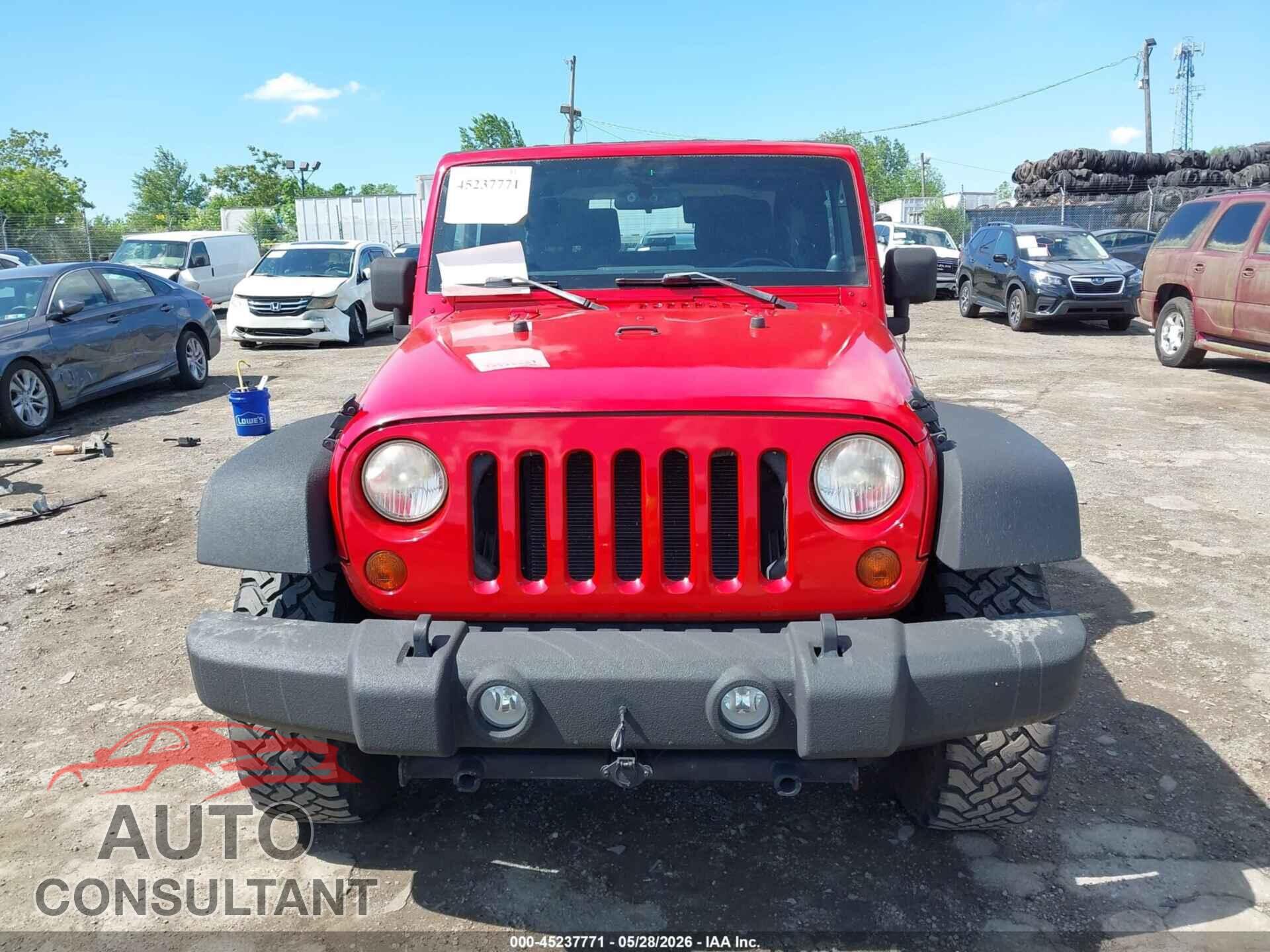 JEEP WRANGLER 2011 - 1J4AA2D1XBL518421