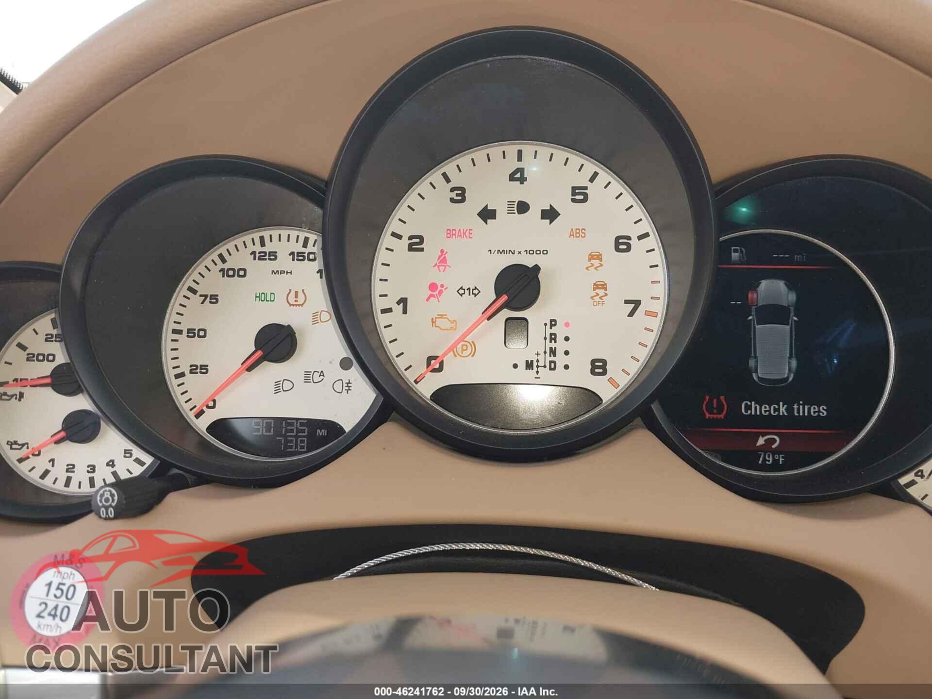PORSCHE CAYENNE 2017 - WP1AA2A28HKA83561