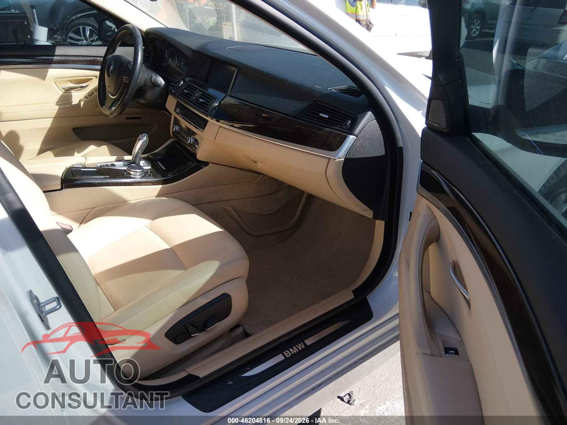 BMW 528I 2015 - WBA5A5C53FD516424