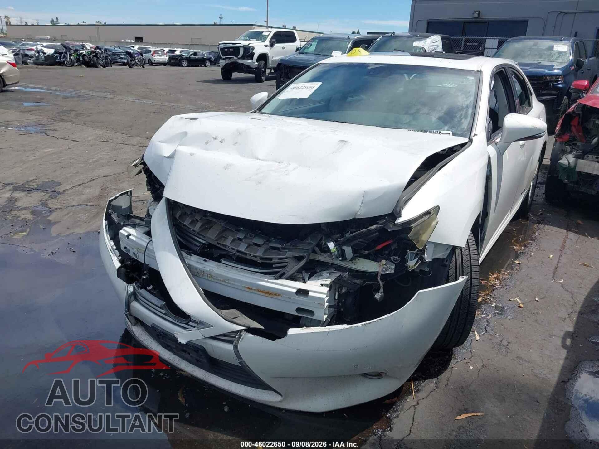 LEXUS ES 300H 2014 - JTHBW1GG0E2068261