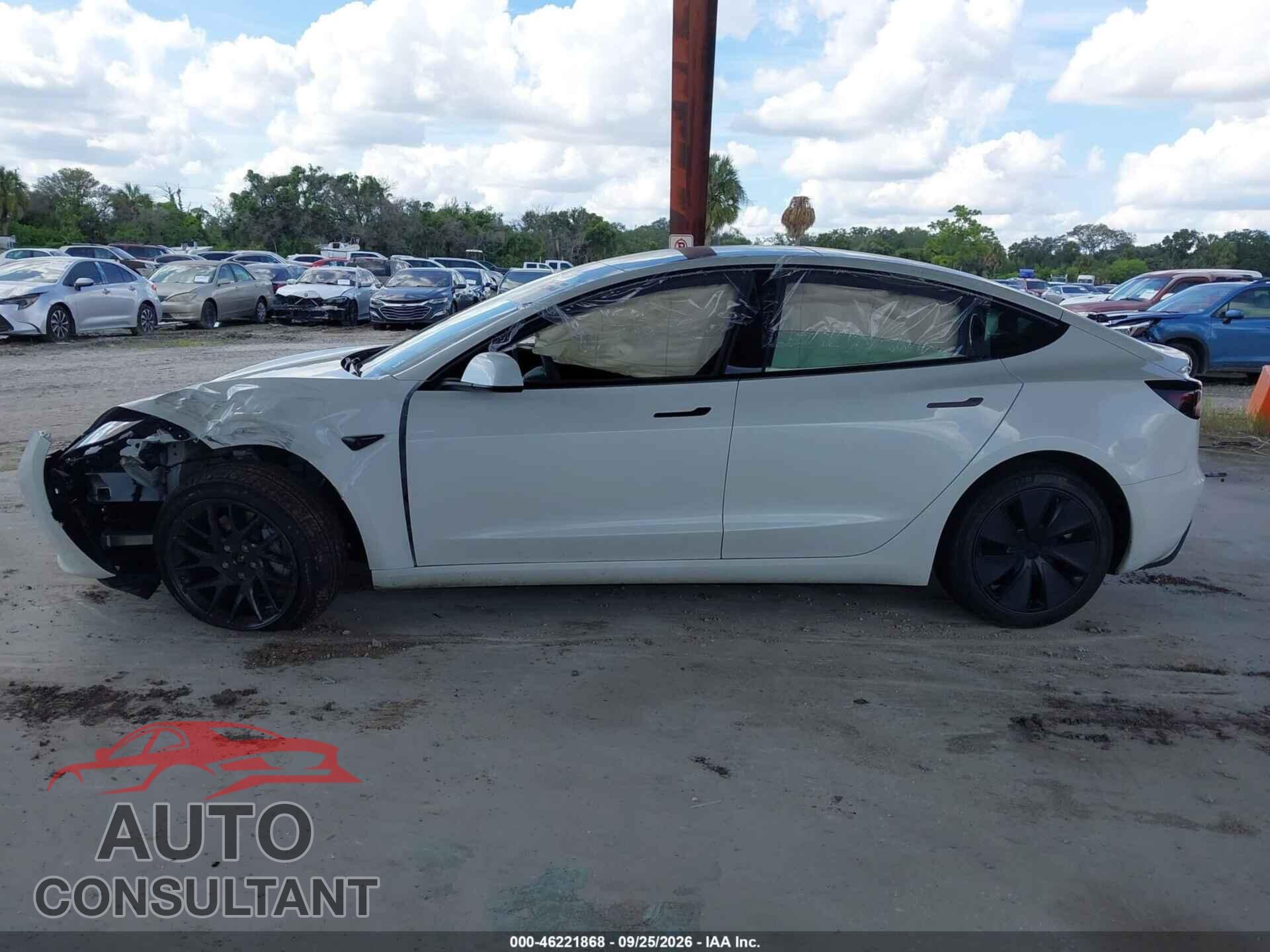 TESLA MODEL 3 2024 - 5YJ3E1EB9RF770002
