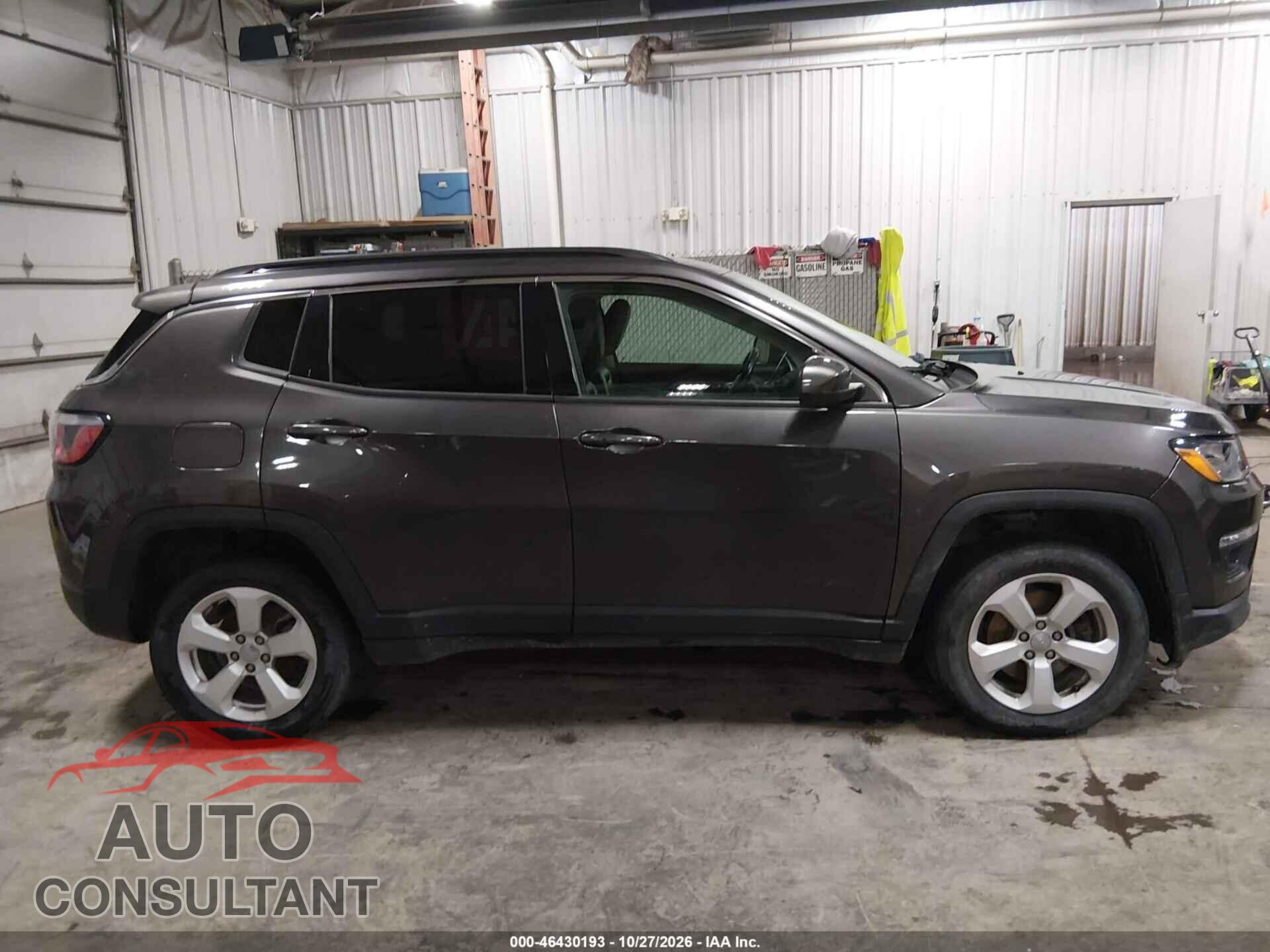 JEEP COMPASS 2018 - 3C4NJDBB3JT435530