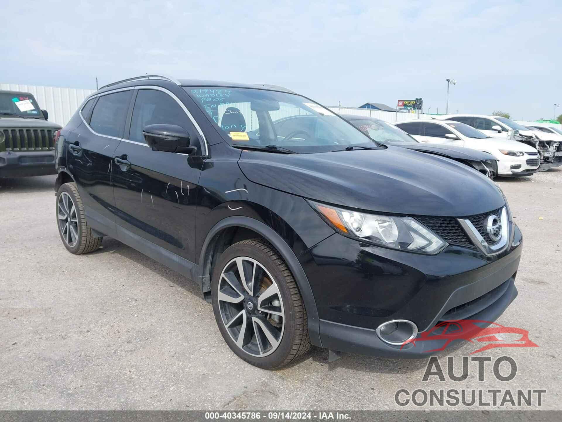 NISSAN ROGUE SPORT 2017 - JN1BJ1CP3HW017147