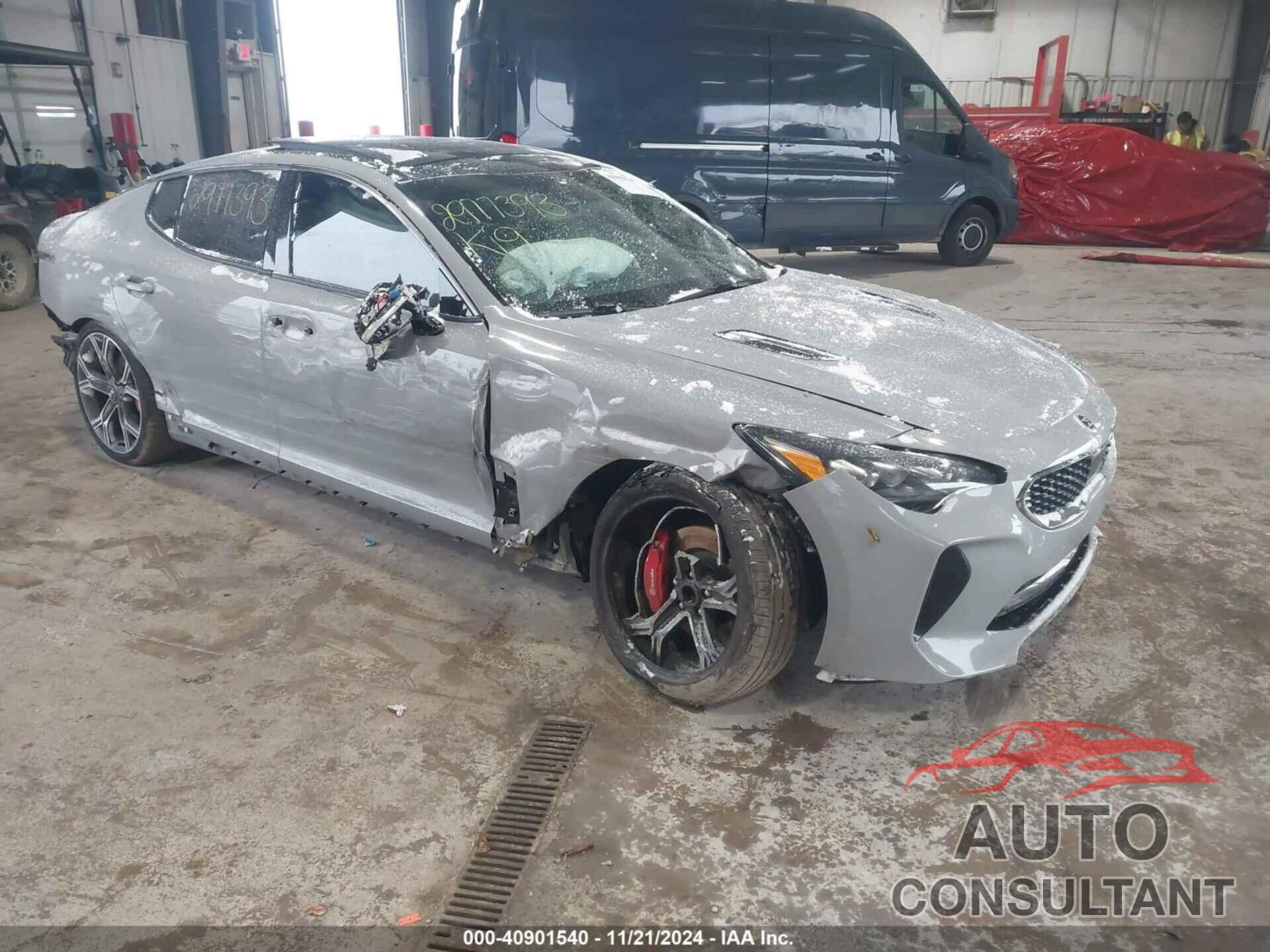 KIA STINGER 2020 - KNAE55LC3L6078474