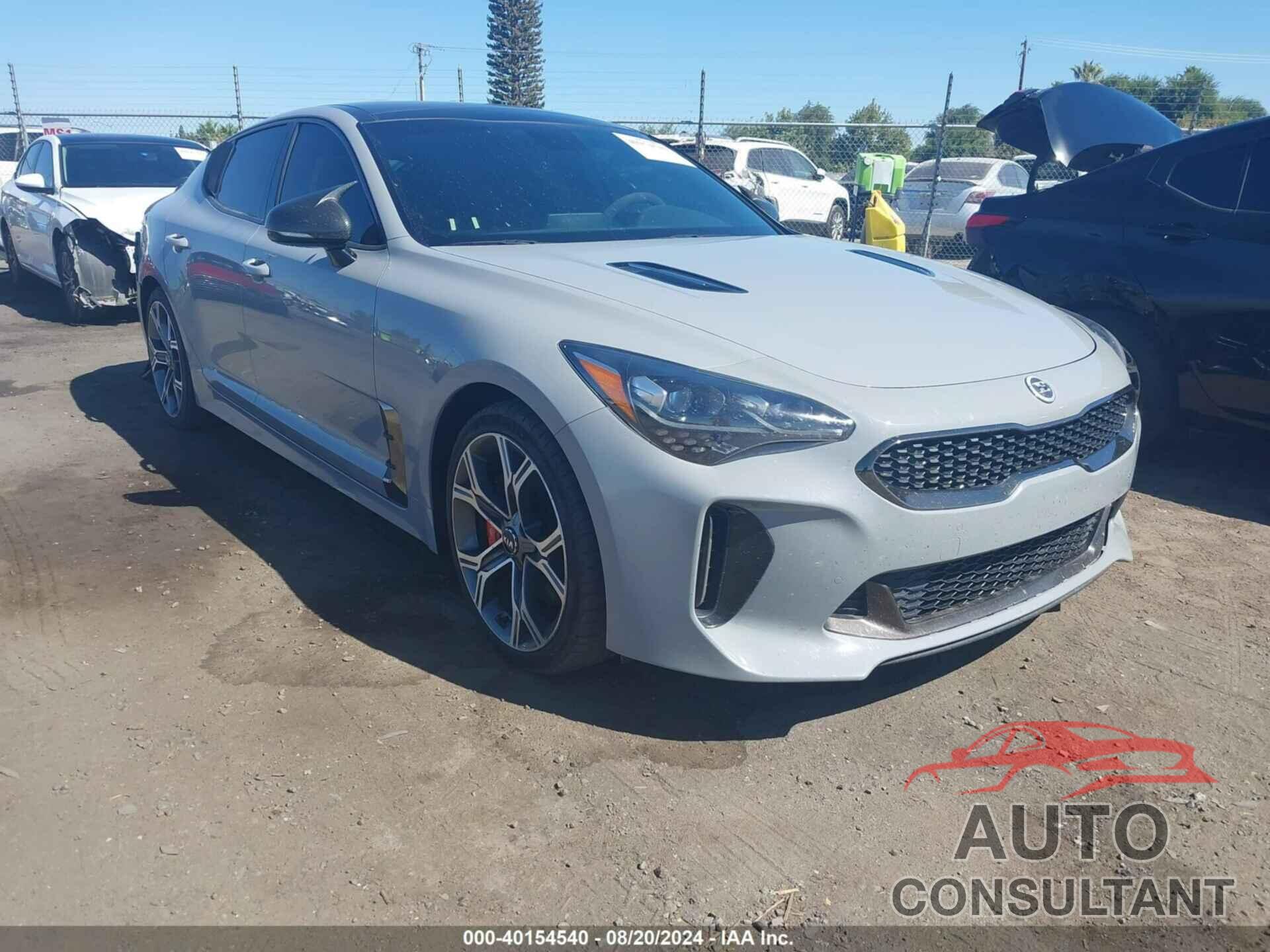 KIA STINGER 2018 - KNAE45LC2J6029220