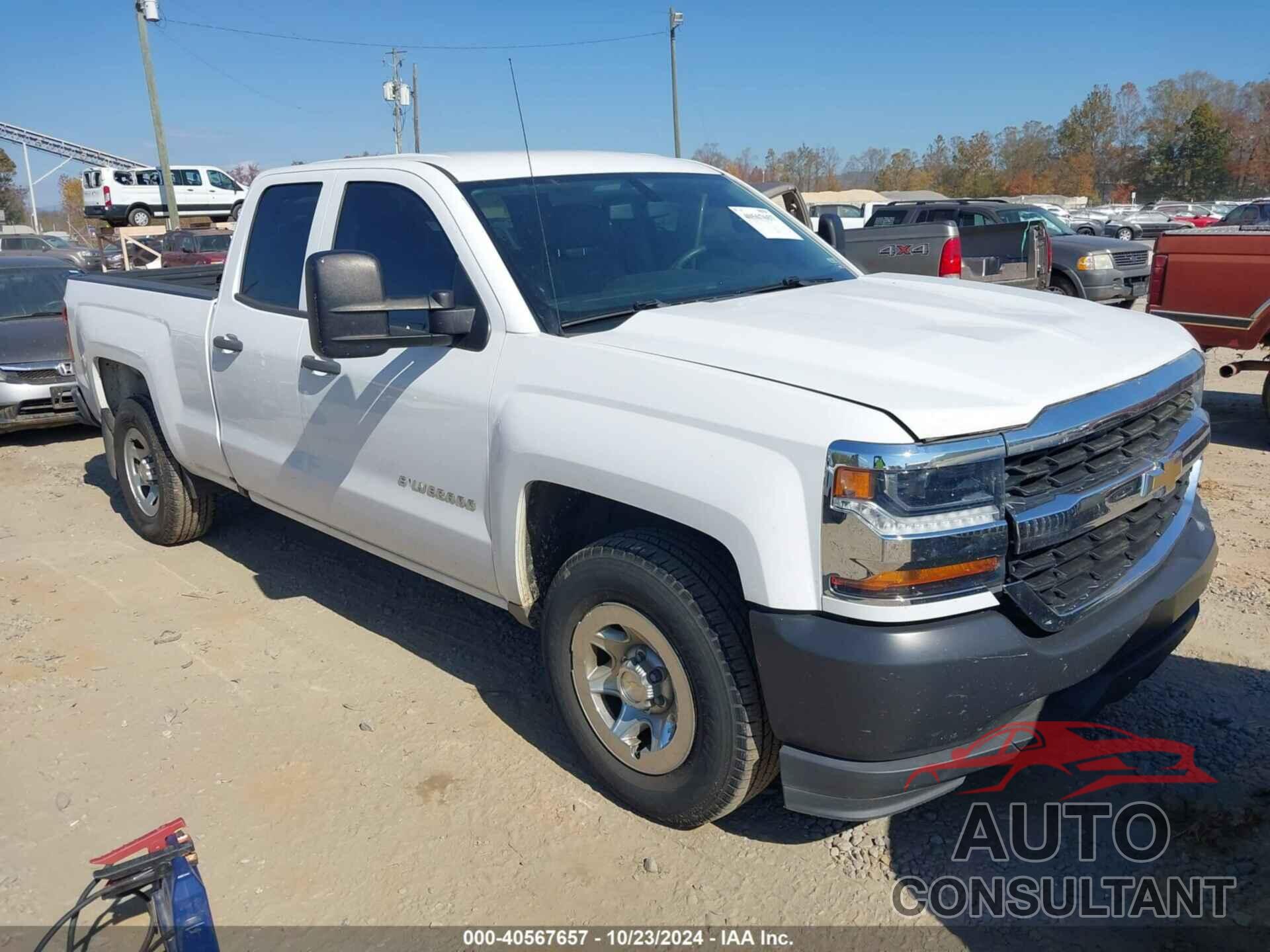 CHEVROLET SILVERADO 1500 2018 - 1GCRCNEH6JZ258076