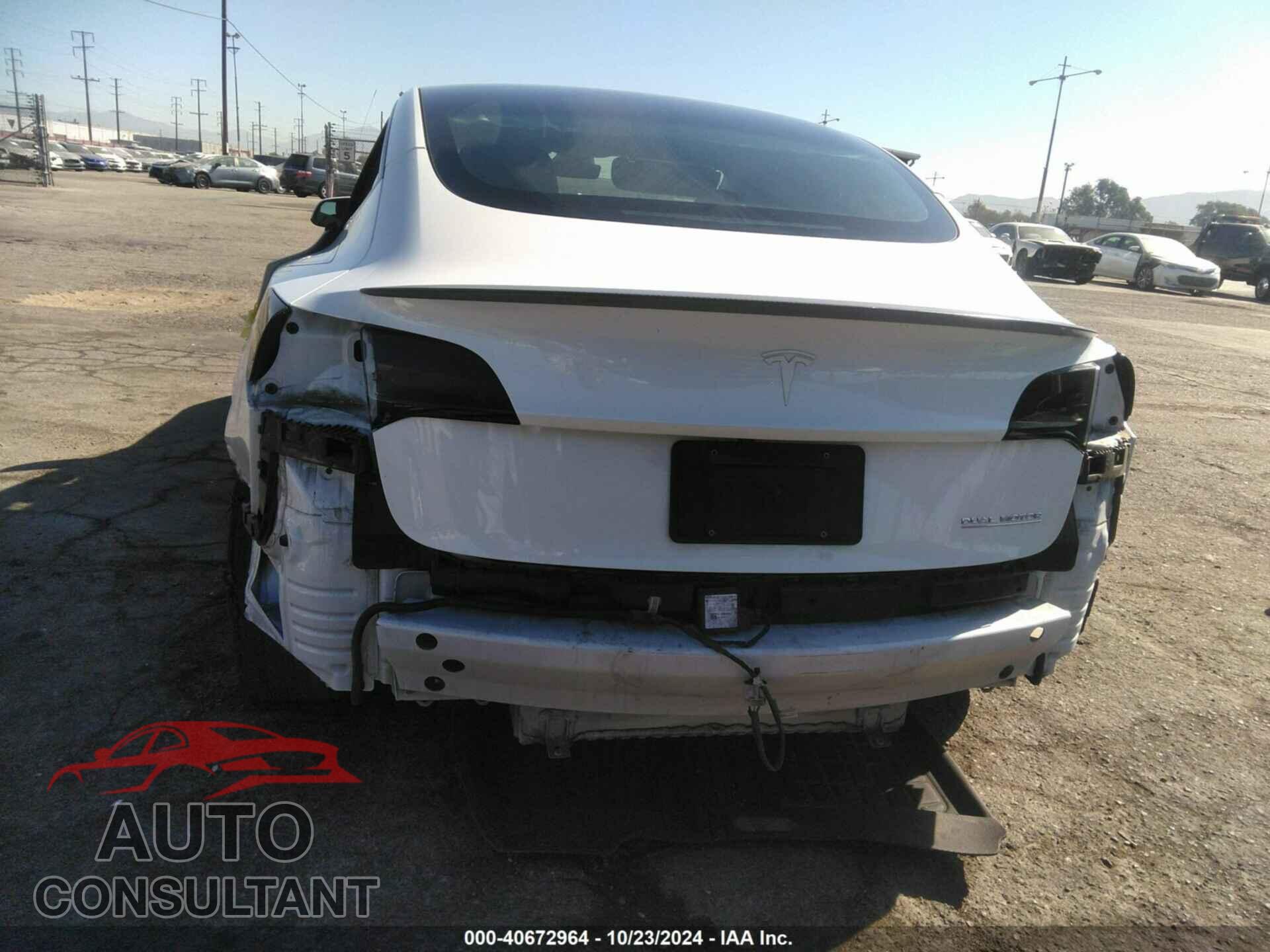 TESLA MODEL 3 2022 - 5YJ3E1EC2NF275577