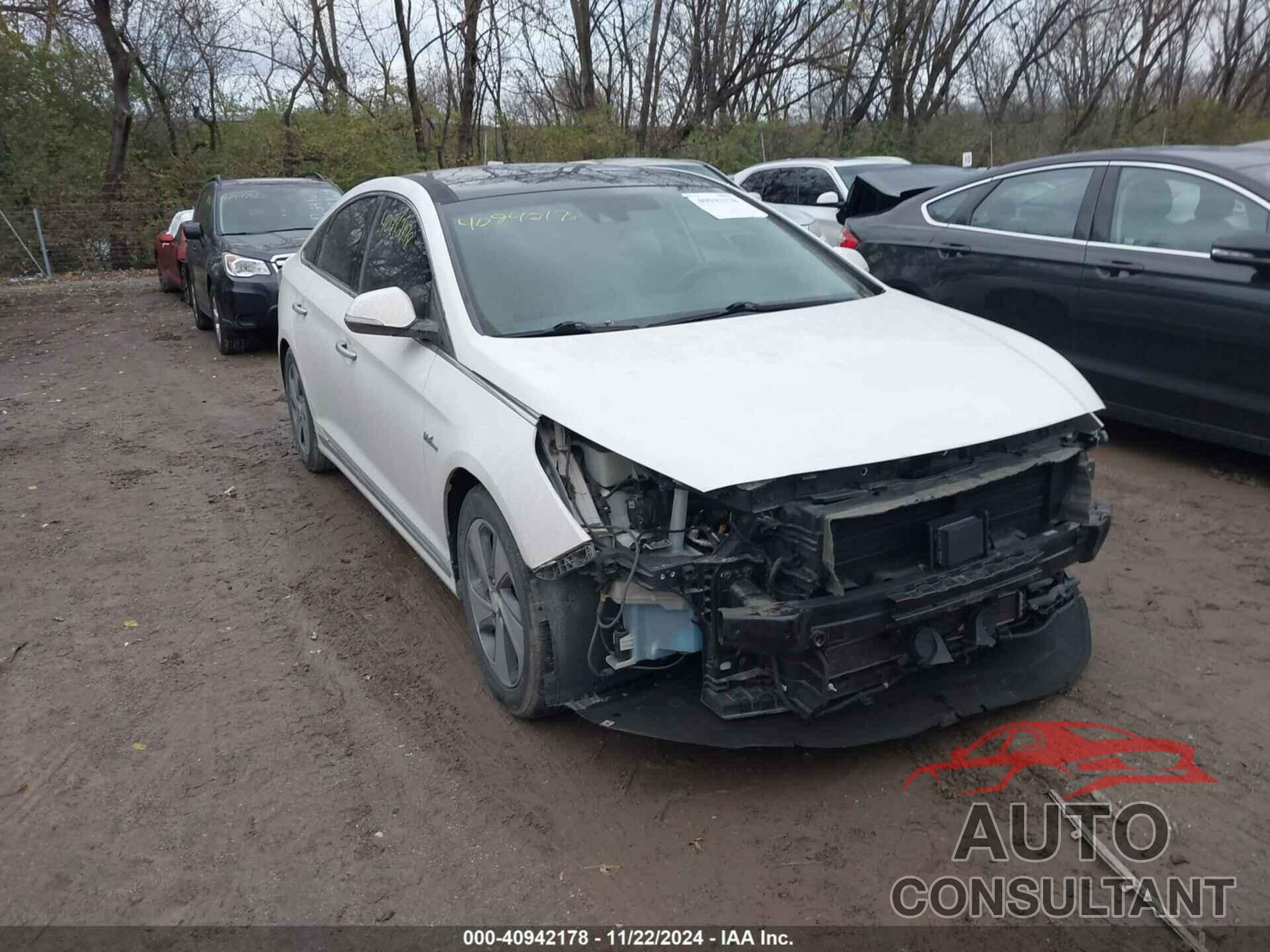 HYUNDAI SONATA HYBRID 2016 - KMHE34L10GA027451