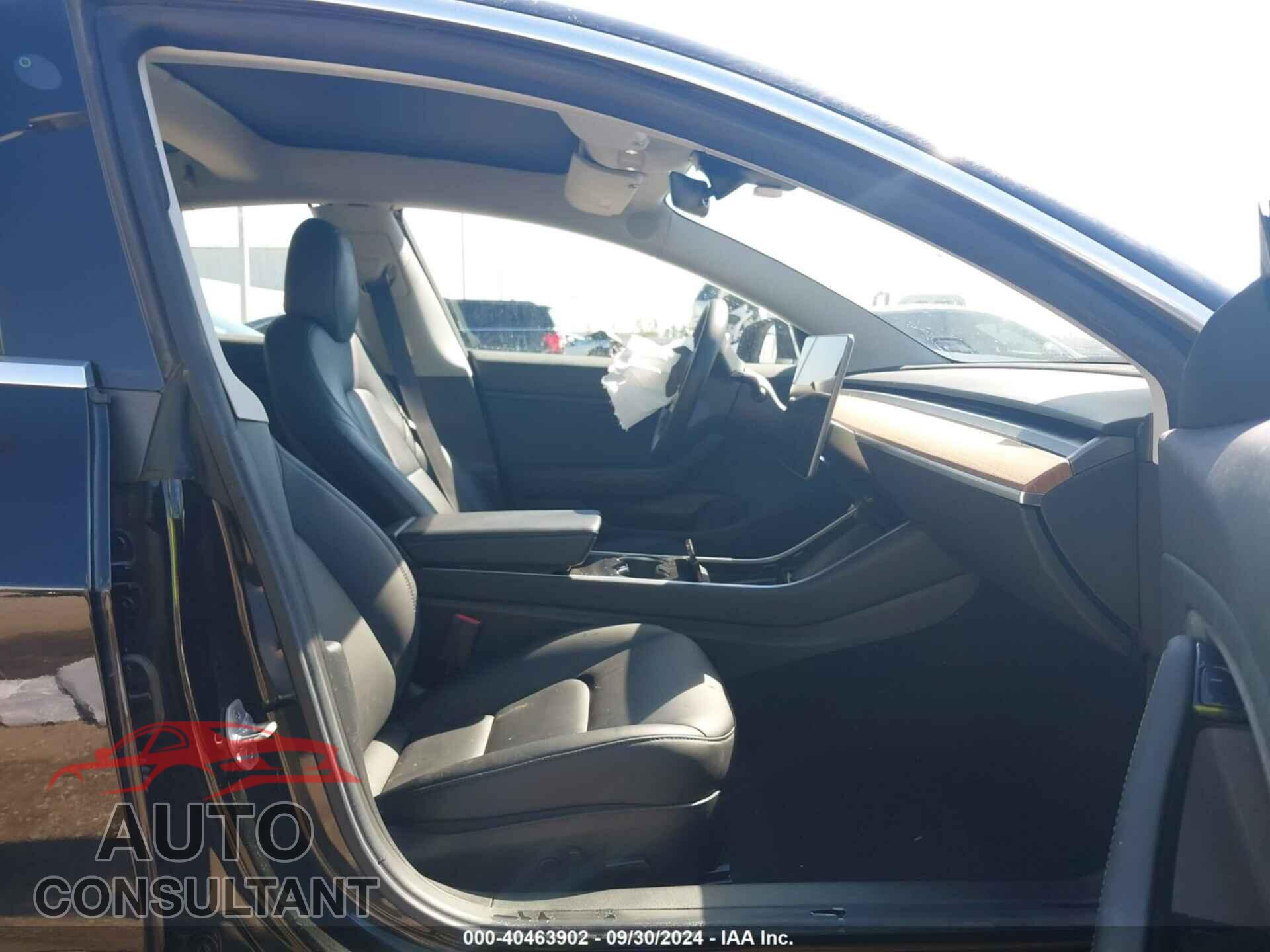 TESLA MODEL 3 2019 - 5YJ3E1EA5KF441438