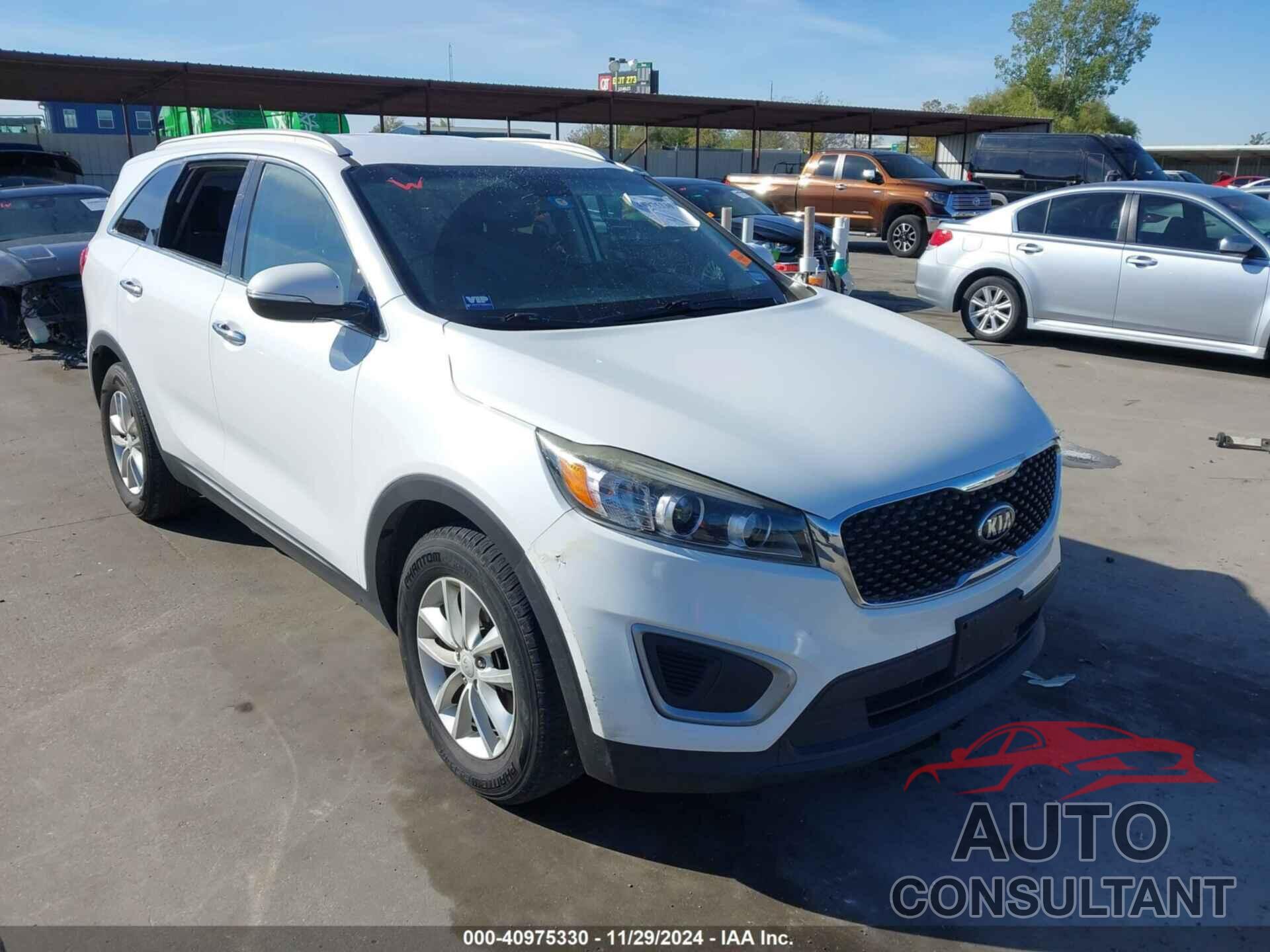 KIA SORENTO 2017 - 5XYPG4A57HG217076