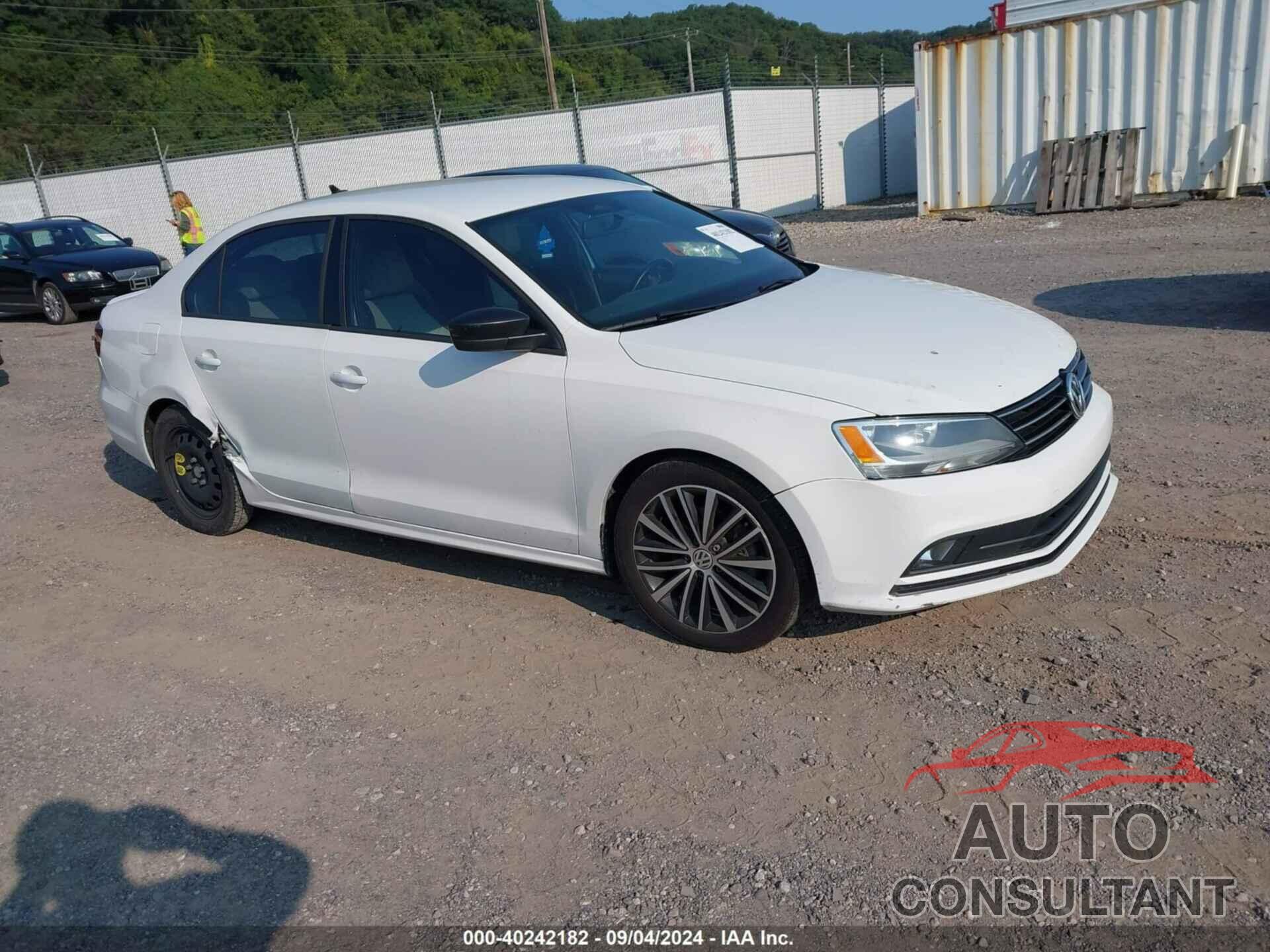 VOLKSWAGEN JETTA 2016 - 3VWD17AJ1GM228429